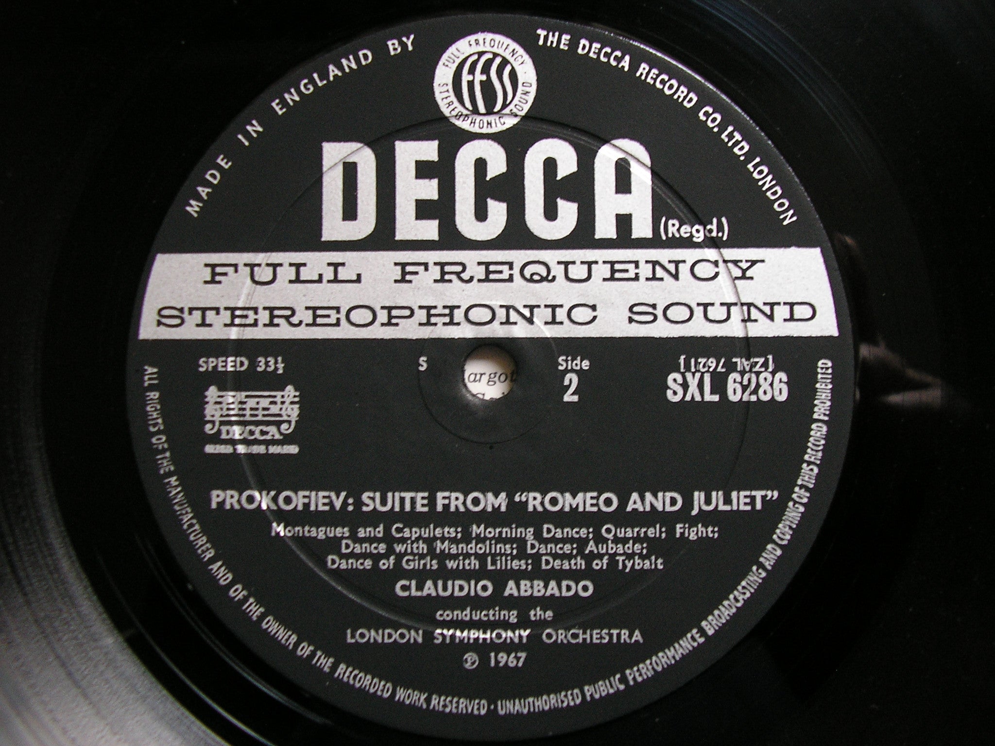 PROKOFIEV: ROMEO & JULIET / CHOUT      LONDON SYMPHONY / ABBADO      SXL 6286