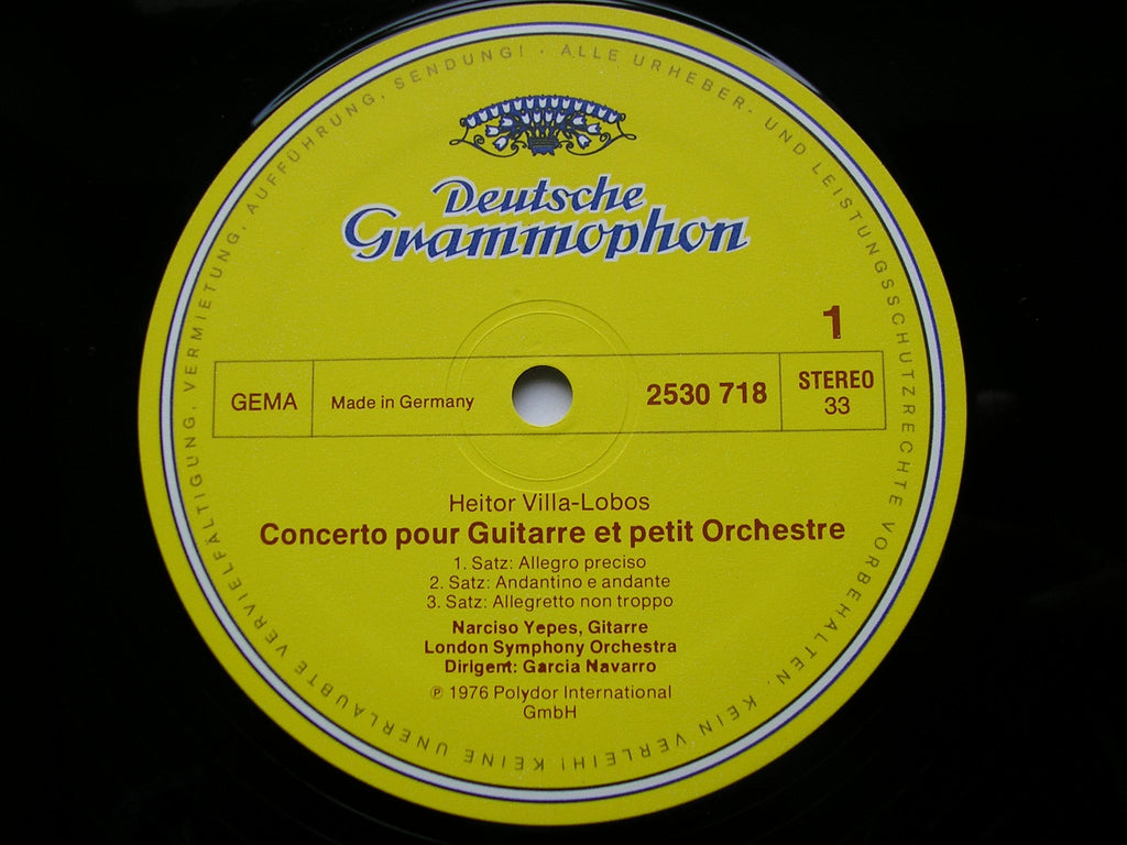 VILLA - LOBOS & CASTELNUOVO - TEDESCO: GUITAR CONCERTOS     YEPES / LONDON SYMPHONY / NAVARRO     2530 718