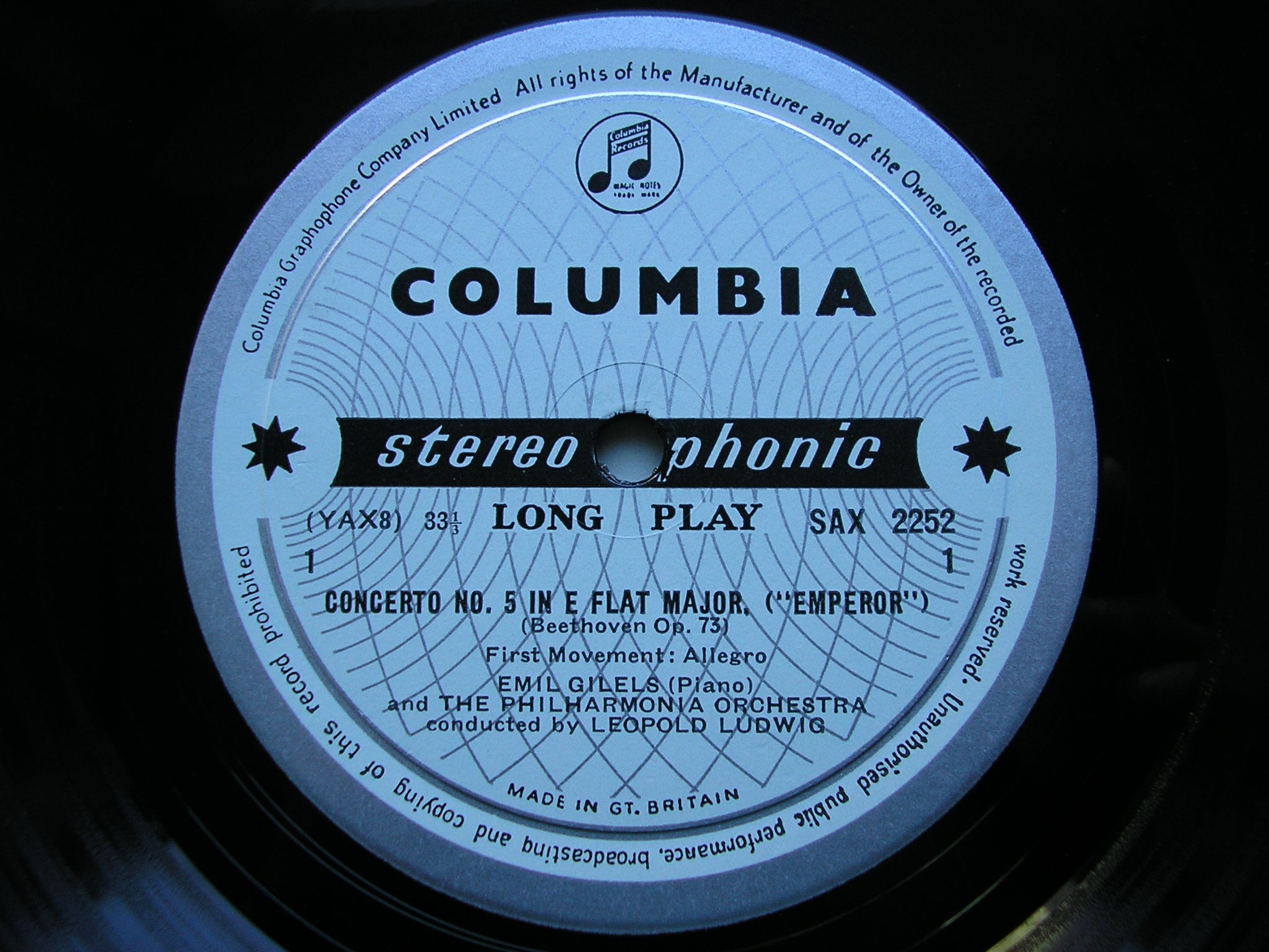 SAX 2252  BEETHOVEN: PIANO CONCERTO No. 5 'Emperor'      GILELS / PHILHARMONIA / LUDWIG