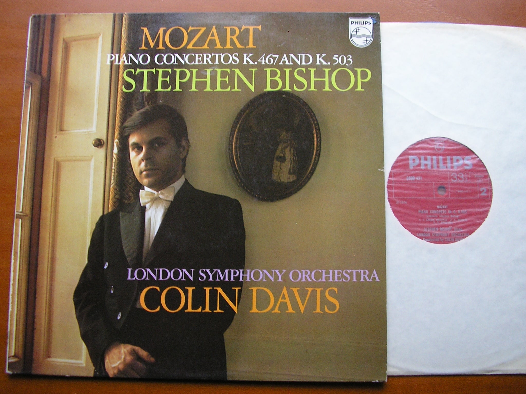 MOZART: PIANO CONCERTOS Nos. 21 & 25      BISHOP / LONDON SYMPHONY / DAVIS     6500 431