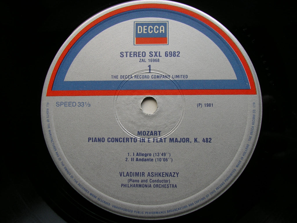 SXL 6982 MOZART: PIANO CONCERTO No. 22 / RONDO K382 ASHKENAZY / PHILHARMONIA