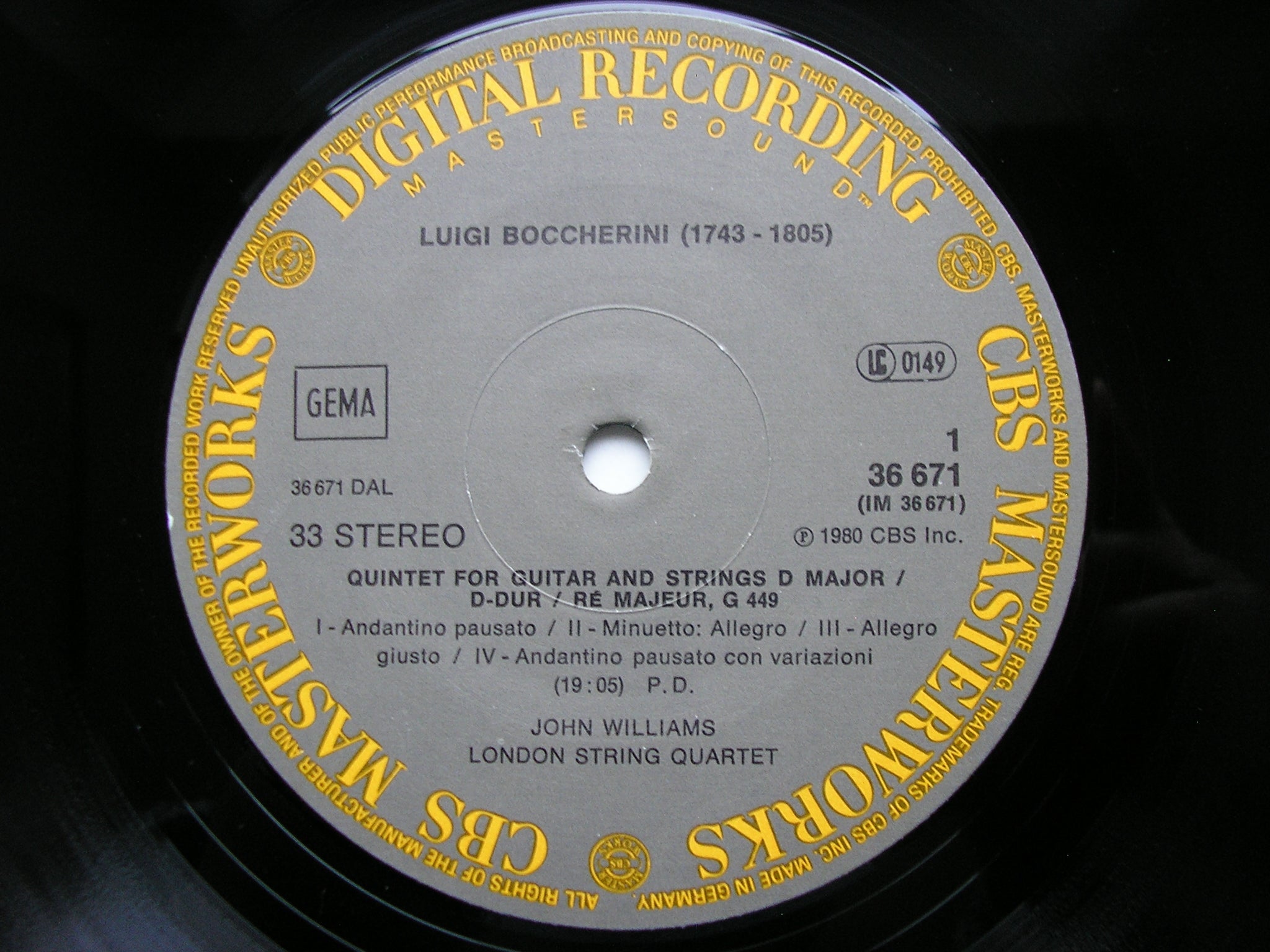 BOCCHERINI: QUINTETS FOR GUITAR & STRINGS     JOHN WILLIAMS / THE LONDON STRING QUARTET      36671