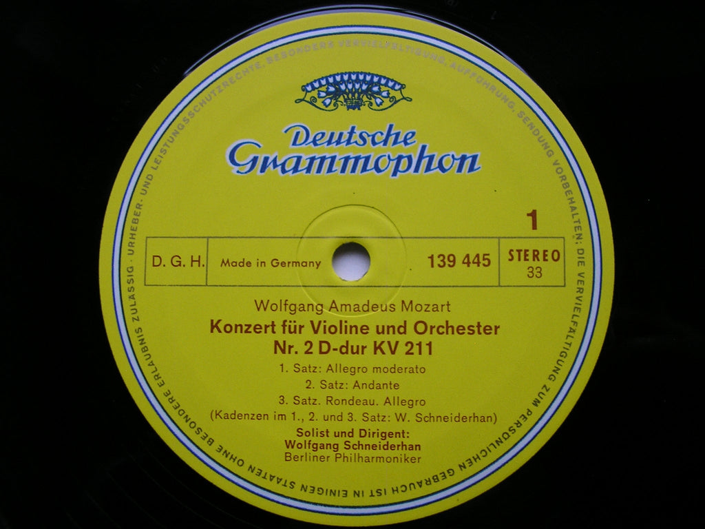 MOZART: VIOLIN CONCERTOS Nos. 2 & 3    SCHNEIDERHAN / BERLIN PHILHARMONIC    139 445
