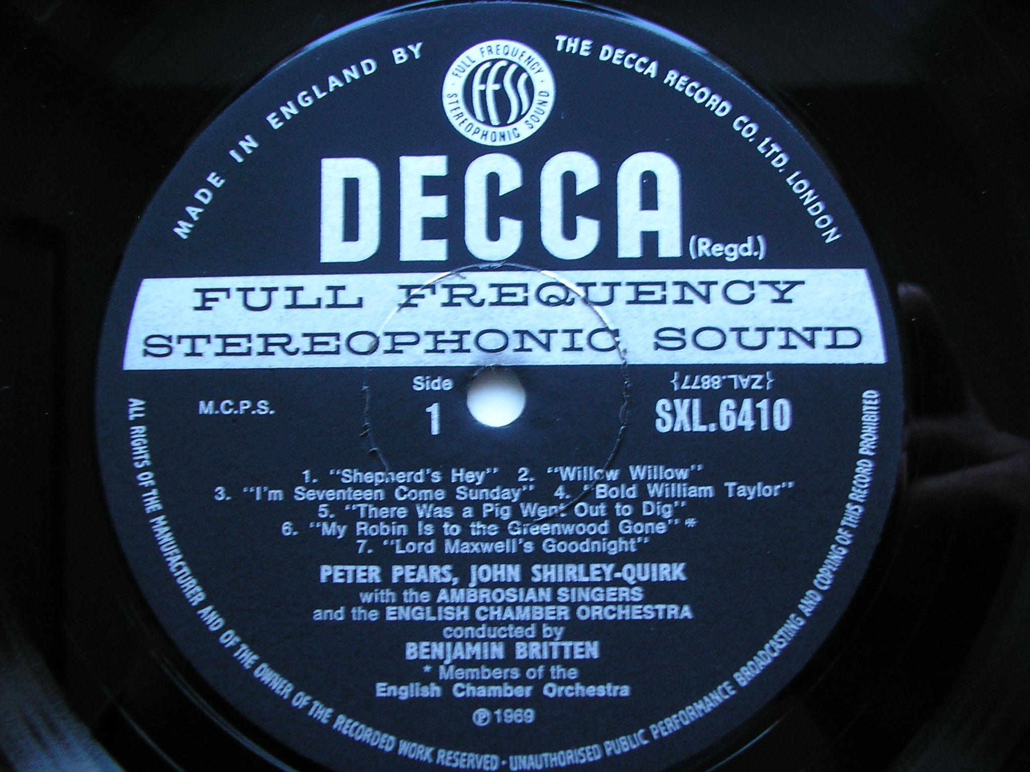 SXL 6410 SALUTE TO PERCY GRAINGER      PEARS / SHIRLEY-QUIRK / BRITTEN / TUNNARD      ED3