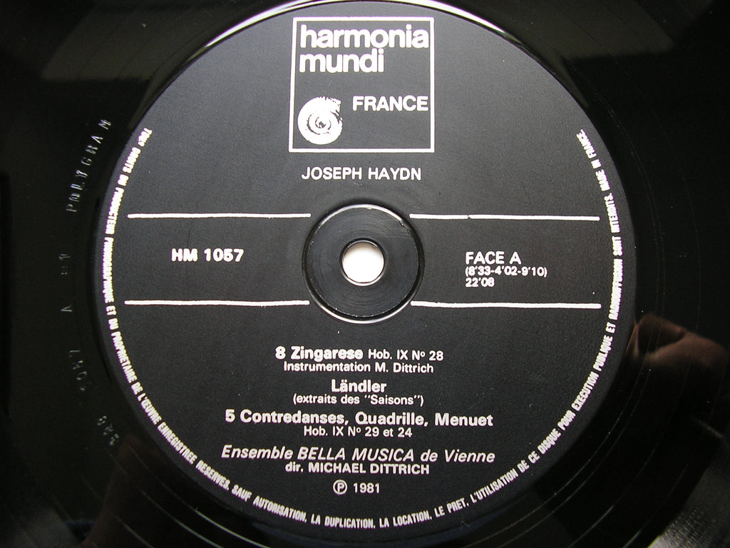 HAYDN: ZINGARESE / LANDLER / NOCTURNES     BELLA MUSICA / DITTRICH     HM 1057