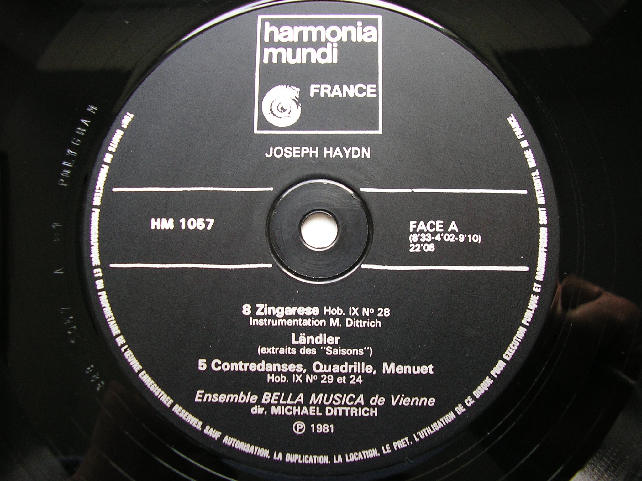 HAYDN: ZINGARESE / LANDLER / NOCTURNES     BELLA MUSICA / DITTRICH     HM 1057