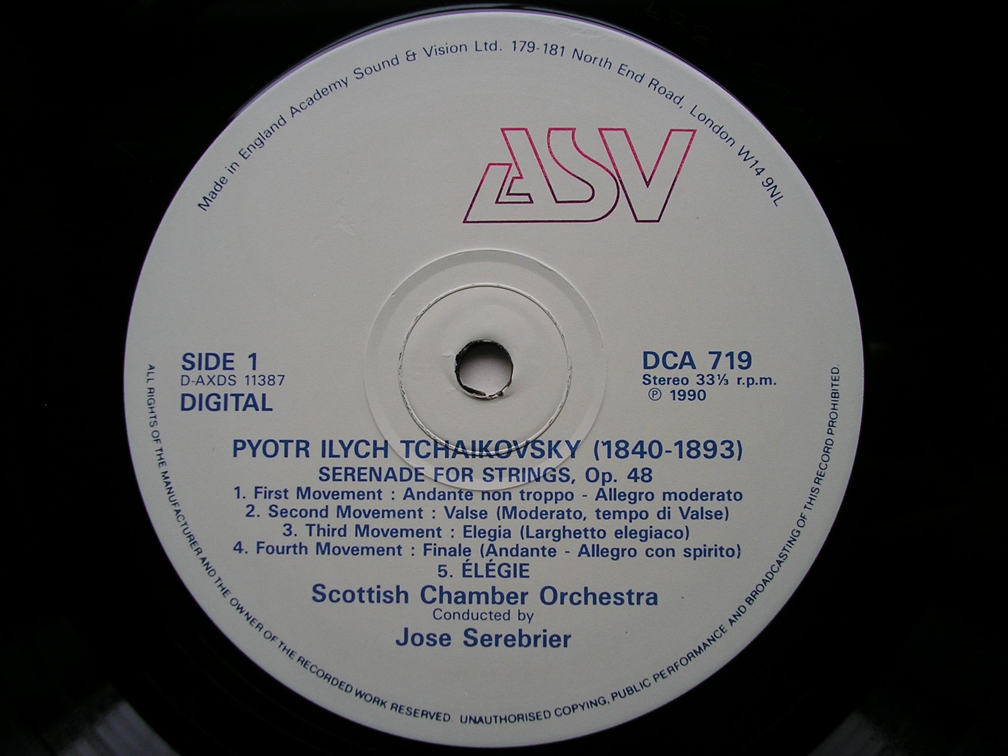 TCHAIKOVSKY: SERENADE FOR STRINGS / SUITE No. 4 'Mozartiana' / ELEGY      SEREBRIER / SCOTTISH CHAMBER ORCHESTRA   DCA 719