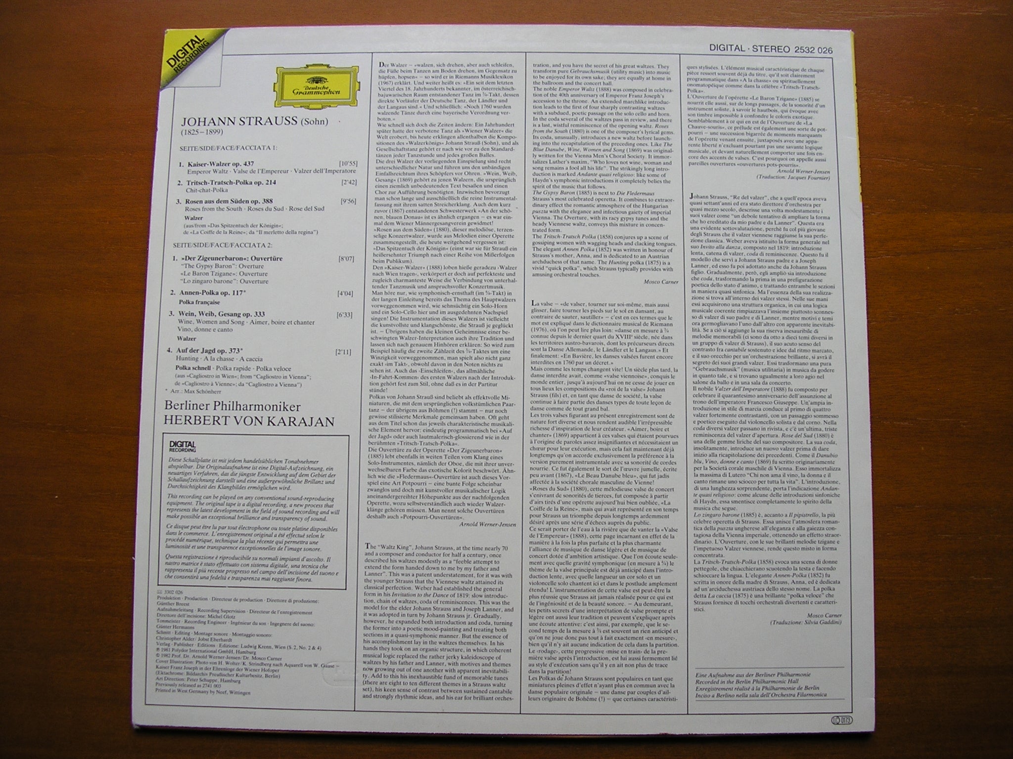 JOHANN STRAUSS: KAISER - WALZER       KARAJAN / BERLIN PHILHARMONIC     2532 026