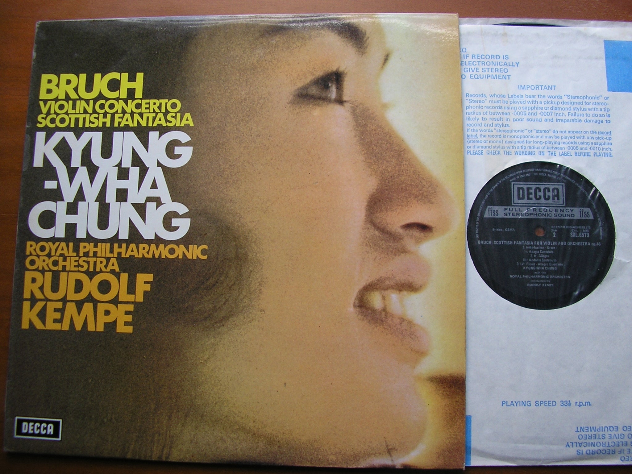 SXL 6573 BRUCH: VIOLIN CONCERTO / SCOTTISH FANTASIA CHUNG / ROYAL PHILHARMONIC / KEMPE