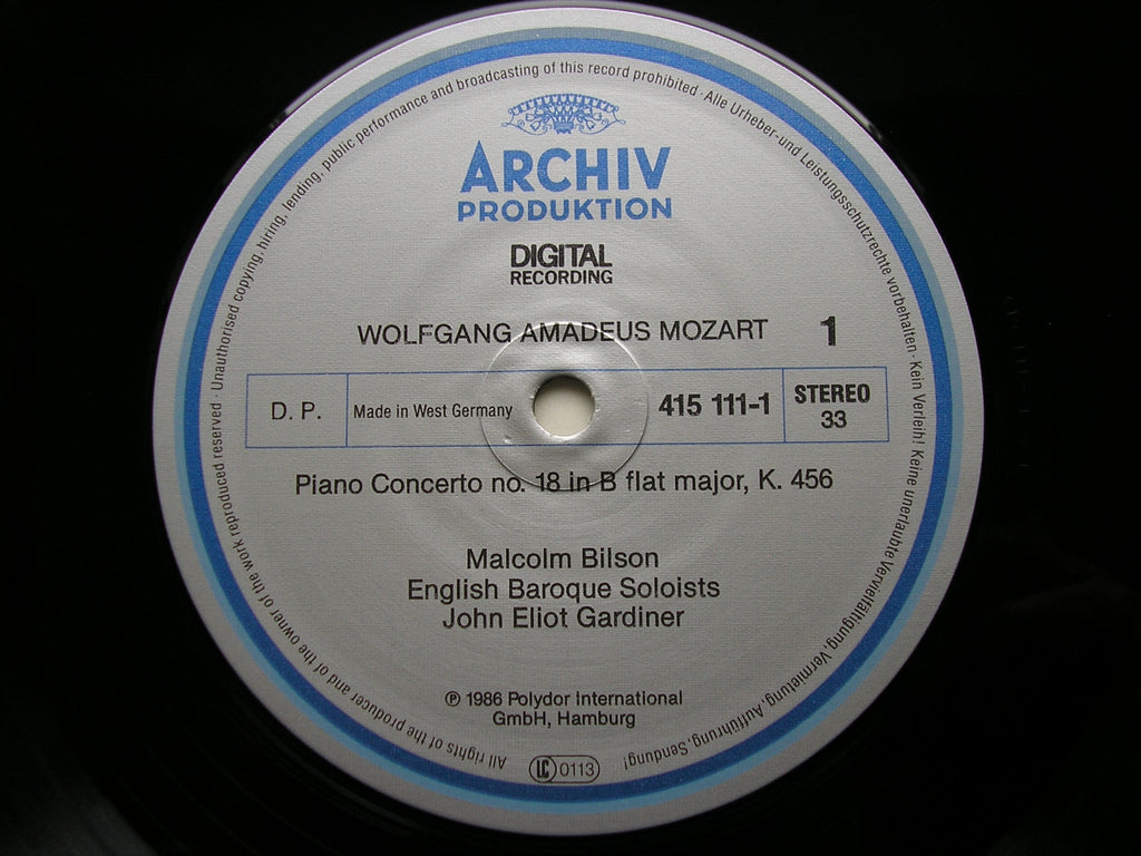MOZART: THE PIANO CONCERTOS     MALCOLM BILSON / ENGLISH BAROQUE SOLOISTS / GARDINER     DG ARCHIV    8 LP + 2 CD
