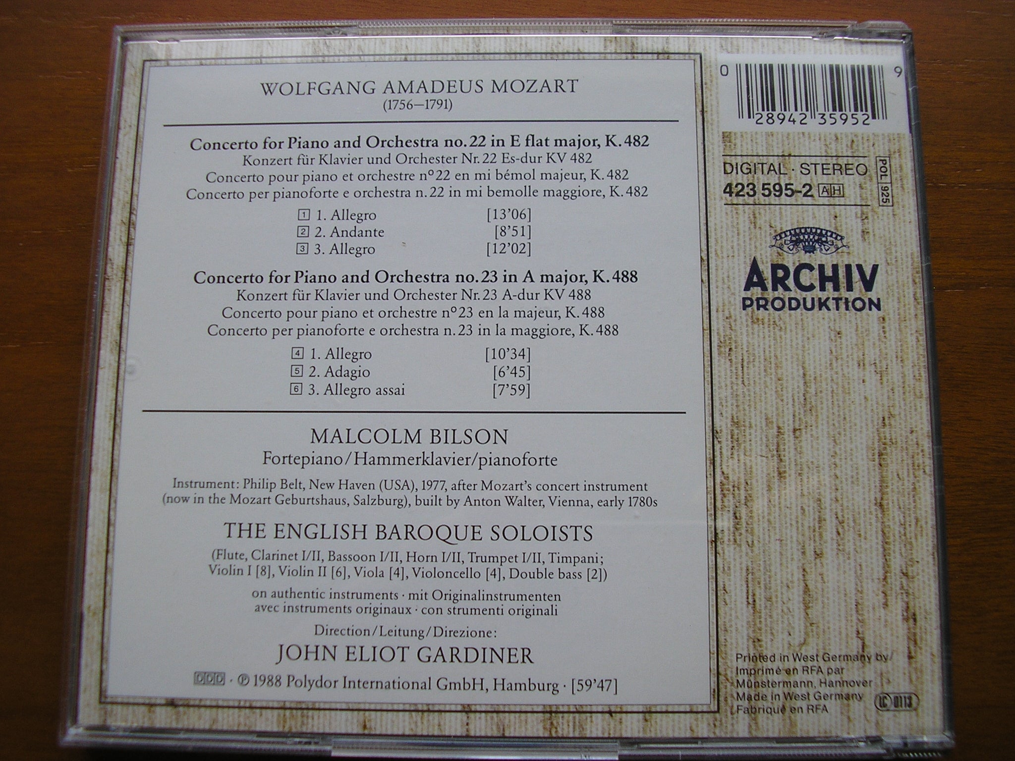 MOZART: THE PIANO CONCERTOS     MALCOLM BILSON / ENGLISH BAROQUE SOLOISTS / GARDINER     DG ARCHIV    8 LP + 2 CD