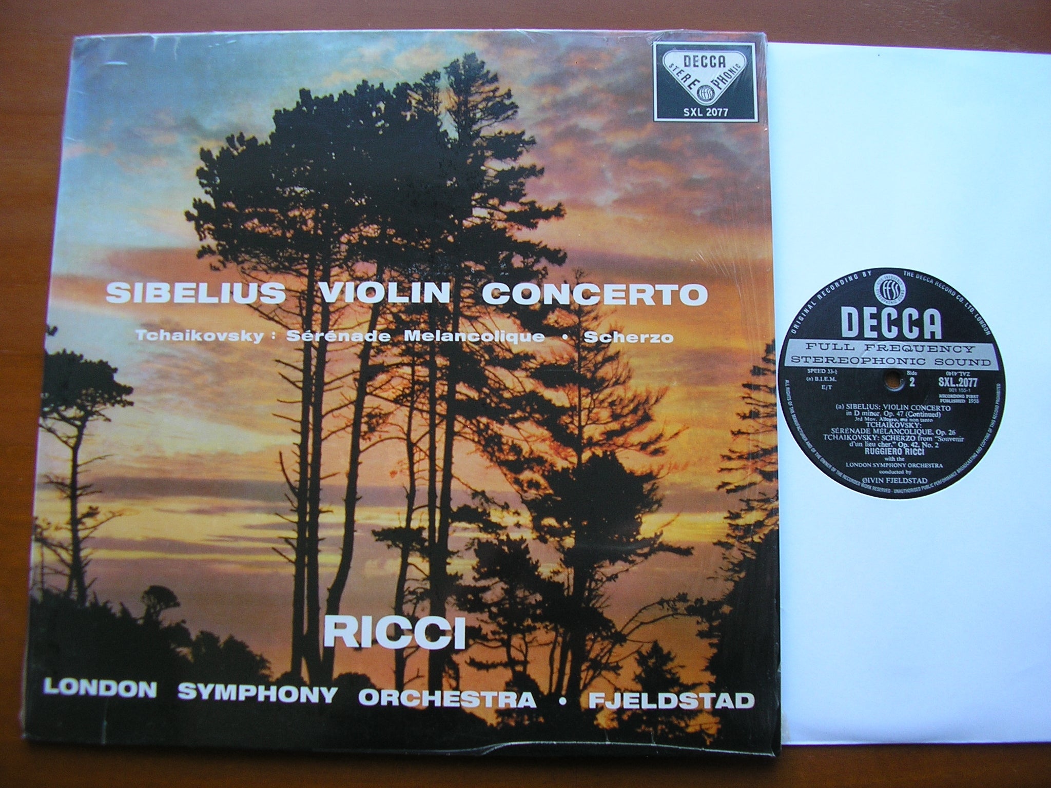 SXL 2077 SIBELIUS: VIOLIN CONCERTO / TCHAIKOVSKY: SERENADE MELANCOLIQUE RUGGIERO RICCI / LONDON SYMPHONY / FJELSTAD