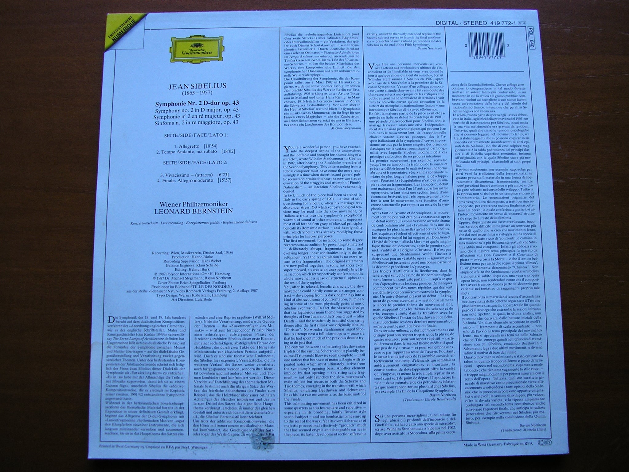 SIBELIUS: SYMPHONY No. 2    BERNSTEIN / VIENNA PHILHARMONIC    419 772