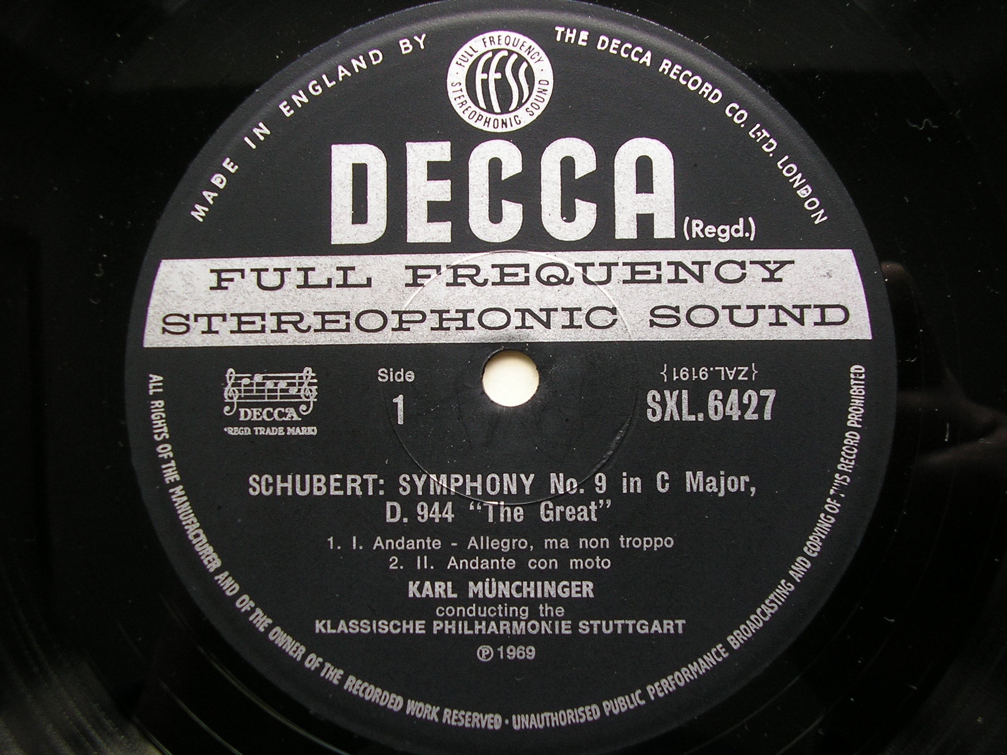 SXL 6427 SCHUBERT: SYMPHONY No. 9      MUNCHINGER / STUTTGART KLASSISCHE PHILHARMONIE     ED3