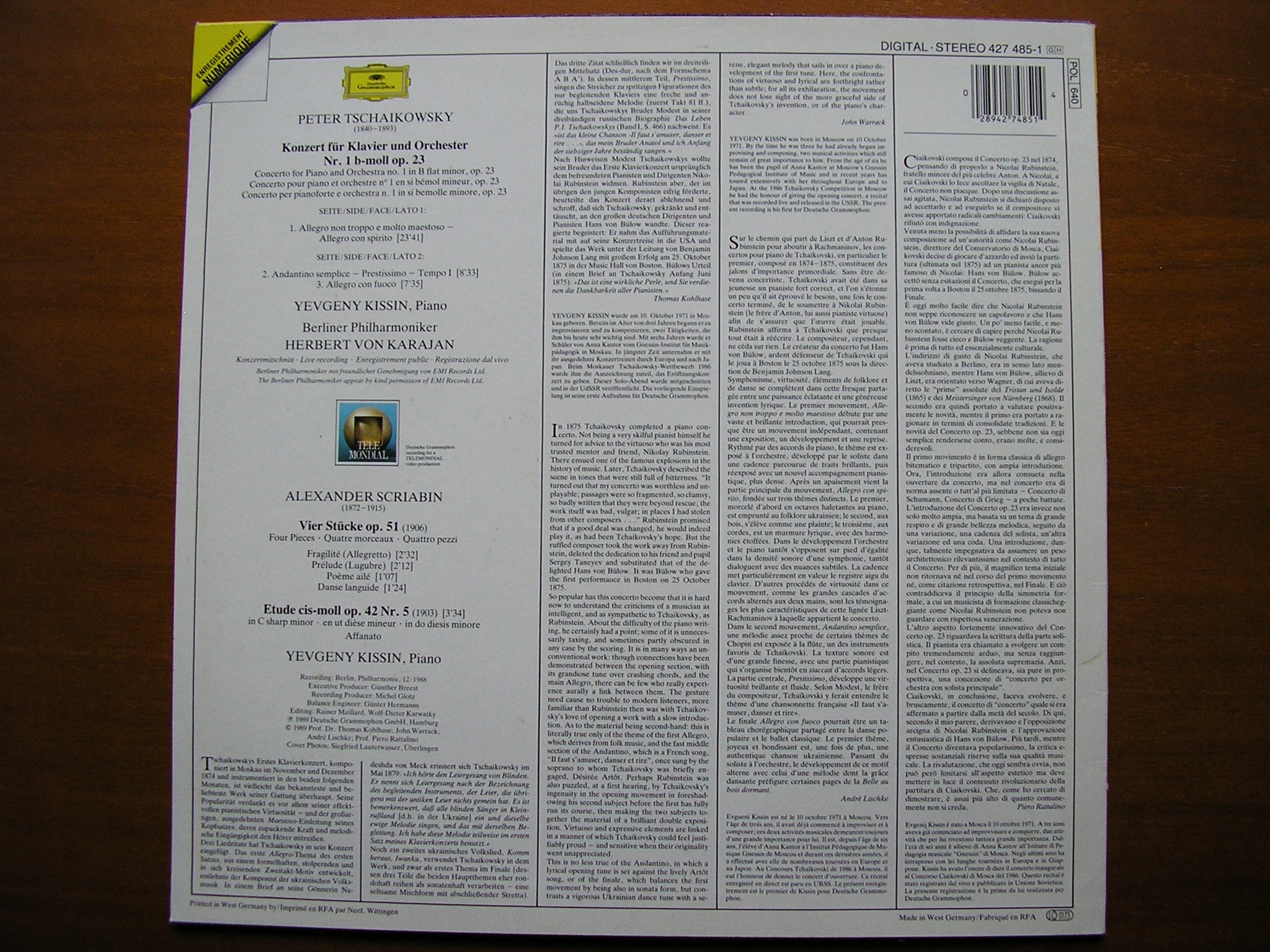 TCHAIKOVSKY: PIANO CONCERTO No. 1      KISSIN / BERLIN PHILHARMONIC / KARAJAN    427 485