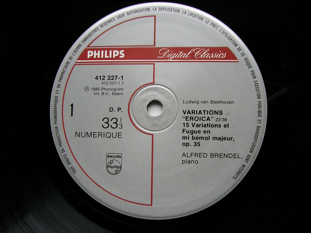 BEETHOVEN:  EROICA VARIATIONS / POUR ELISE / SIX BAGATELLES     ALFRED BRENDEL    412 227