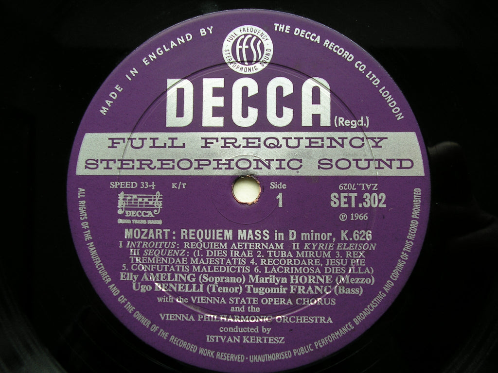 MOZART: REQUIEM     SOLOISTS / VIENNA PHILHARMONIC / KERTESZ     SET 302