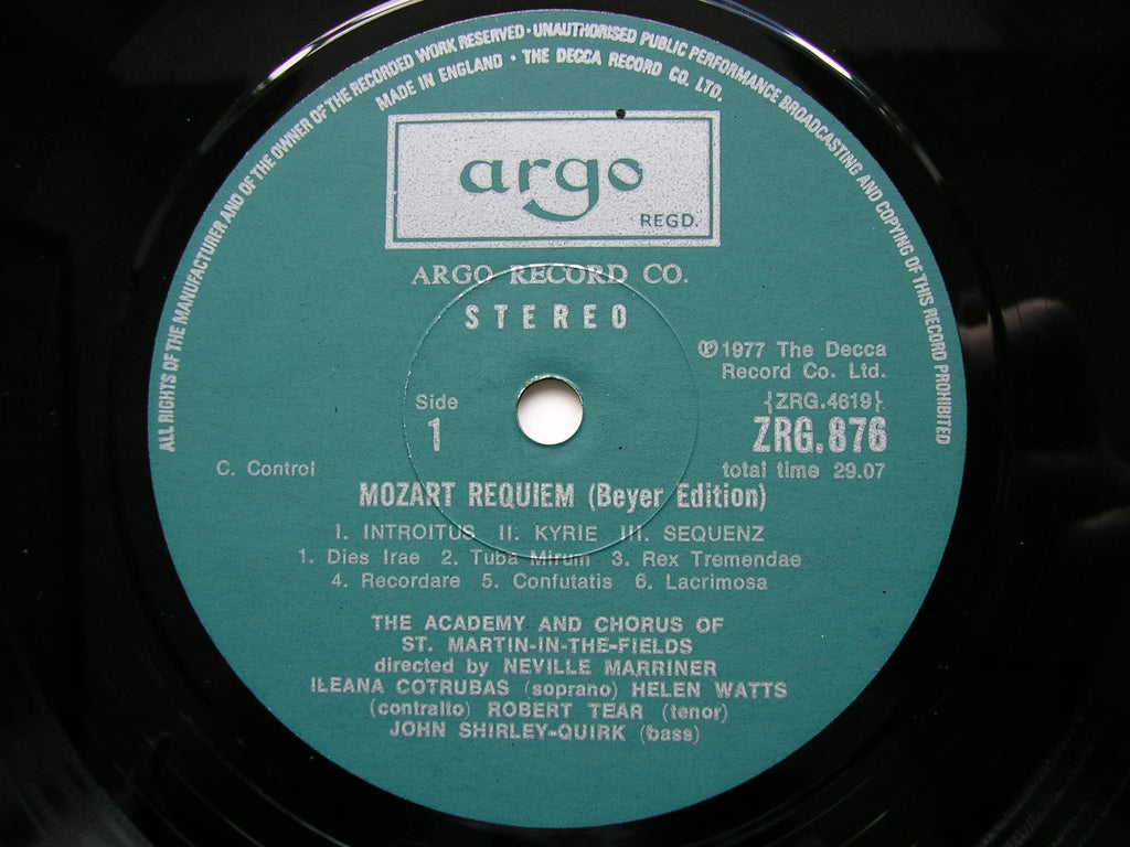 MOZART: REQUIEM     SOLOISTS / ACADEMY OF ST MARTIN IN THE FIELDS / MARRINER     ZRG 876