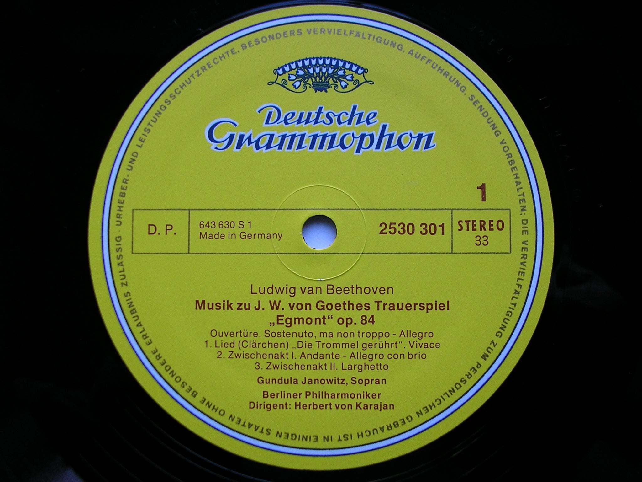 BEETHOVEN: EGMONT  Incidental Music      JANOWITZ / SCHELLOW / BERLIN PHILHARMONIC / KARAJAN     2530 301
