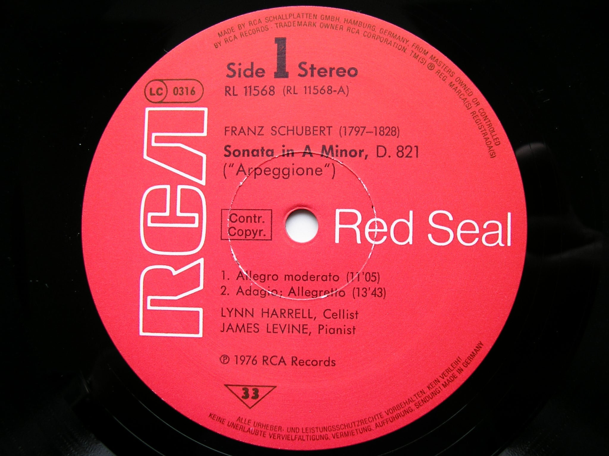 SCHUBERT: ARPEGGIONE SONATA D821 / MENDELSSOHN: SONATA Op. 58     JAMES LEVINE / LYNN HARRELL       RL 11568