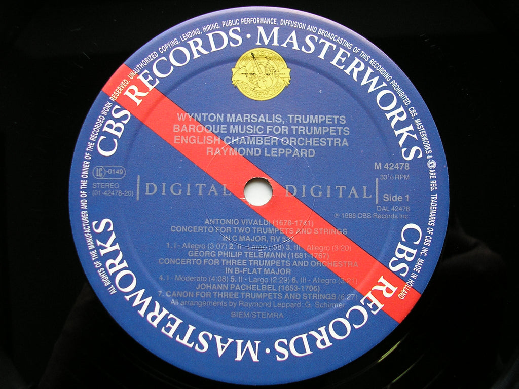 BAROQUE MUSIC FOR TRUMPETS: TELEMANN / VIVALDI / PACHELBEL / M. HAYDN / BIBER       MARSALIS / ENGLISH CHAMBER ORCHESTRA / LEPPARD       M42478