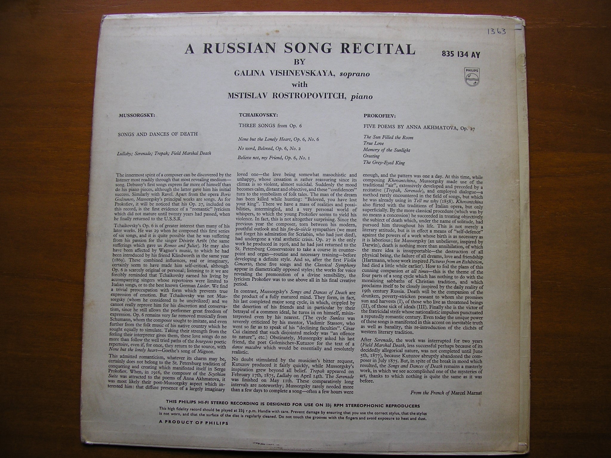 A RUSSIAN SONG RECITAL: TCHAIKOVSKY / MUSSORGSKY / PROKOFIEV     VISHNEVSKAYA / ROSTROPOVICH     835 134 AY