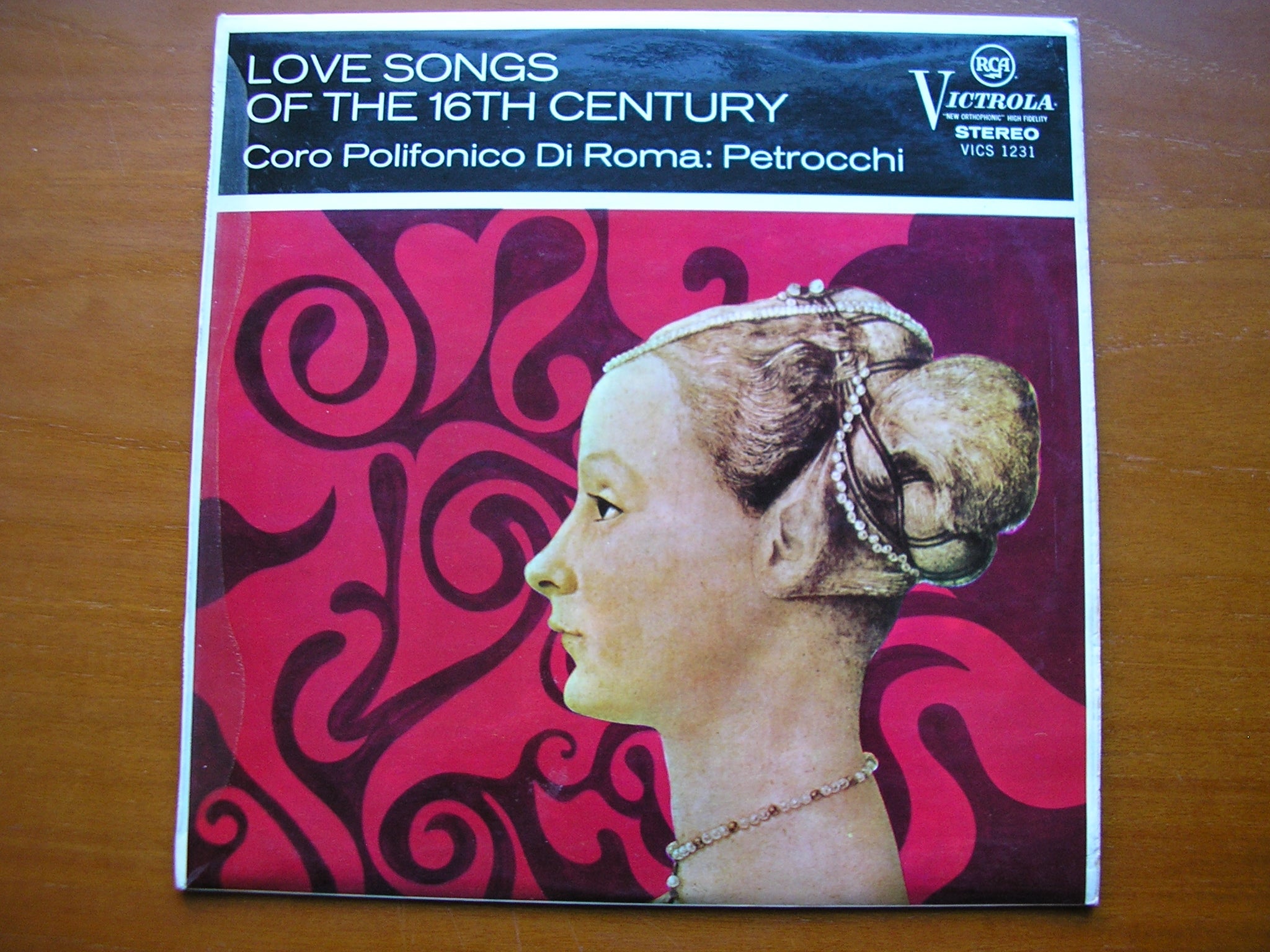 LOVE SONGS OF THE 16th CENTURY: JOSQUIN / VECCHI / DONATO /  DI LASSO / PALESTRINA / GASTOLDI     CHOIR / PETROCCHI     VICS 1231