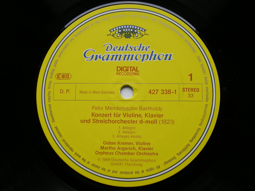 MENDELSSOHN: CONCERTO FOR VIOLIN & PIANO / VIOLIN CONCERTO    KREMER / ARGERICH / ORPHEUS CHAMBER ORCHESTRA   427 338