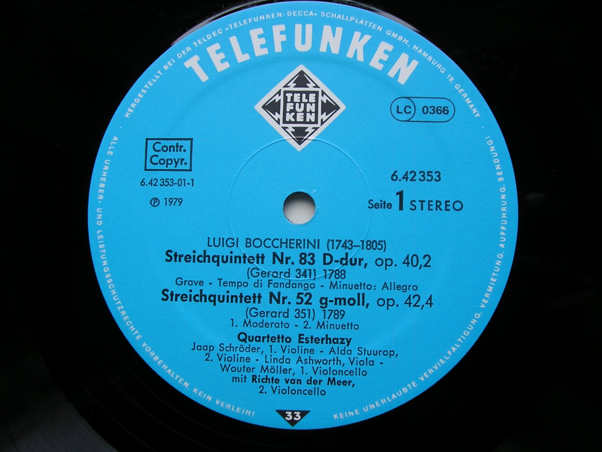 BOCCHERINI: THREE STRING QUINTETS    QUARTETTO ESTERHAZY     6.42353