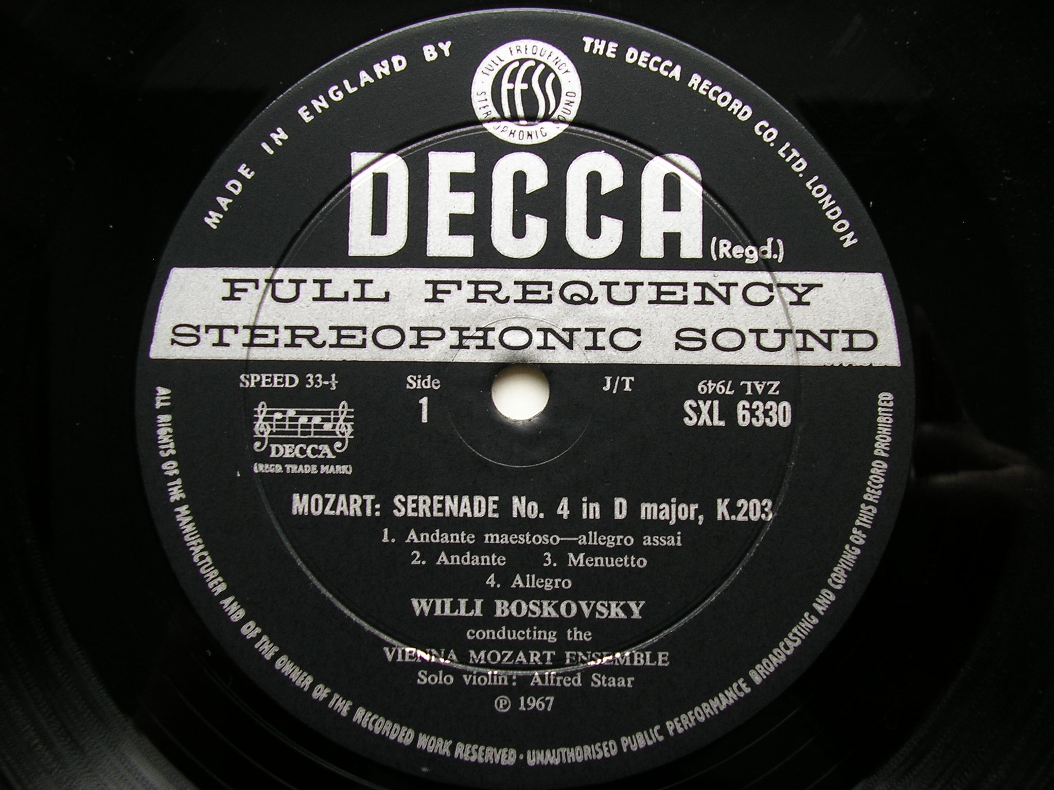 SXL 6330  MOZART: SERENADE No. 4 in D / RONDO K371      VIENNA MOZART ENSEMBLE / BOSKOVSKY     ED2