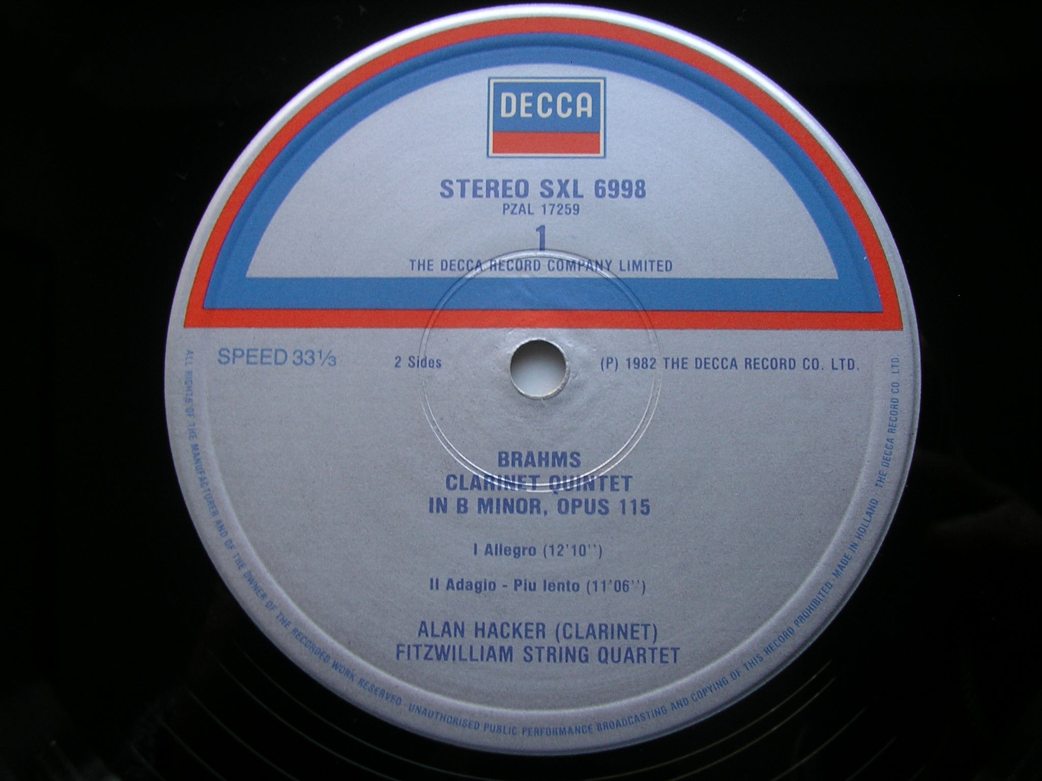 SXL 6998 BRAHMS: CLARINET QUINTET / WOLF: ITALIAN SERENADE FITZWILLIAM QUARTET / ALAN HACKER