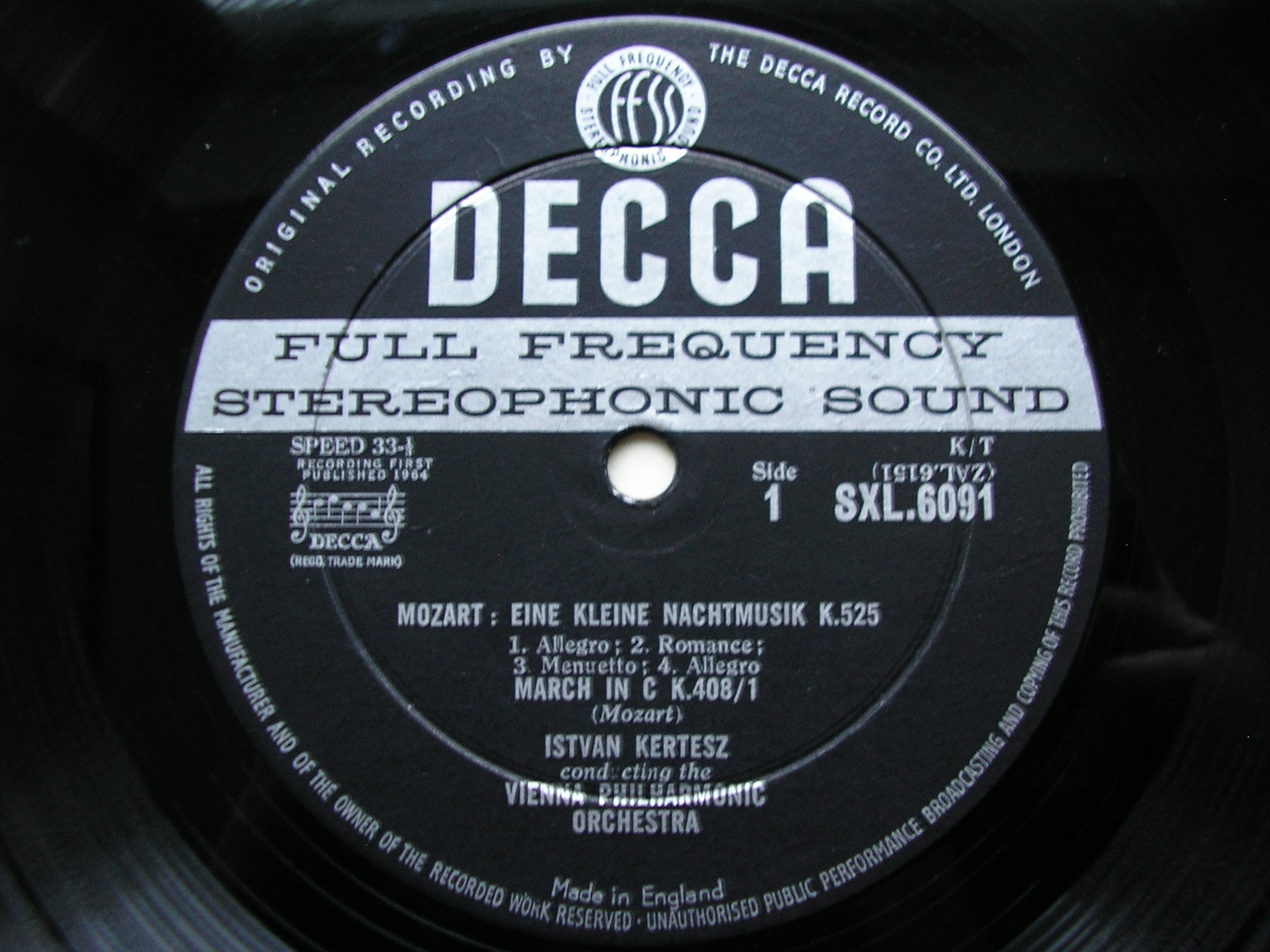 SXL 6091  MOZART: SYMPHONY No. 36 / EINE KLEINE NACHTMUSIK     KERTESZ / VIENNA PHILHARMONIC     ED1