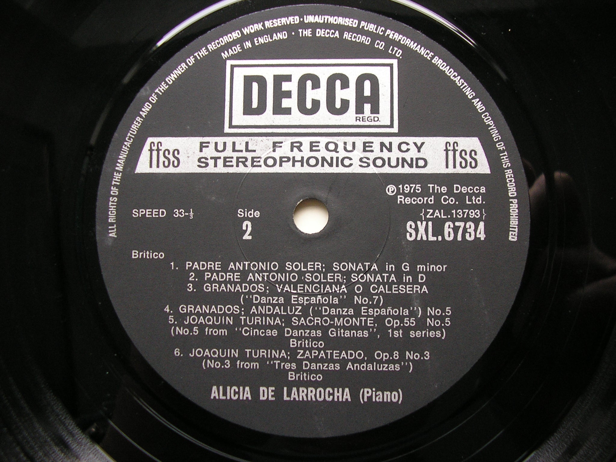 SXL 6734 FAVOURITE SPANISH ENCORES: SOLER / GRANADOS / TURINA / ALBENIZ ALICIA DE LARROCHA