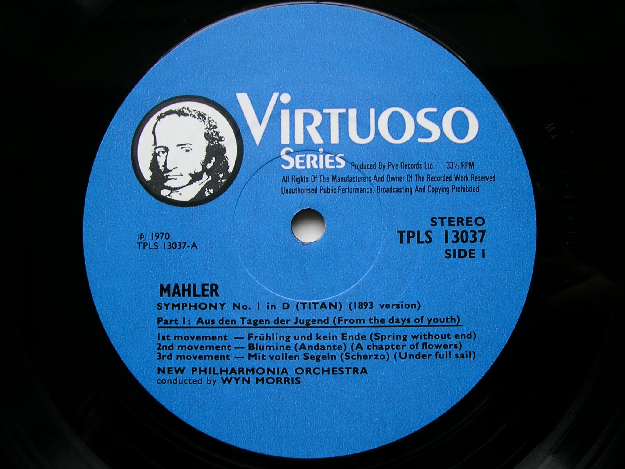 MAHLER: SYMPHONY No. 1      MORRIS / NEW PHILHARMONIA       TPLS 13037