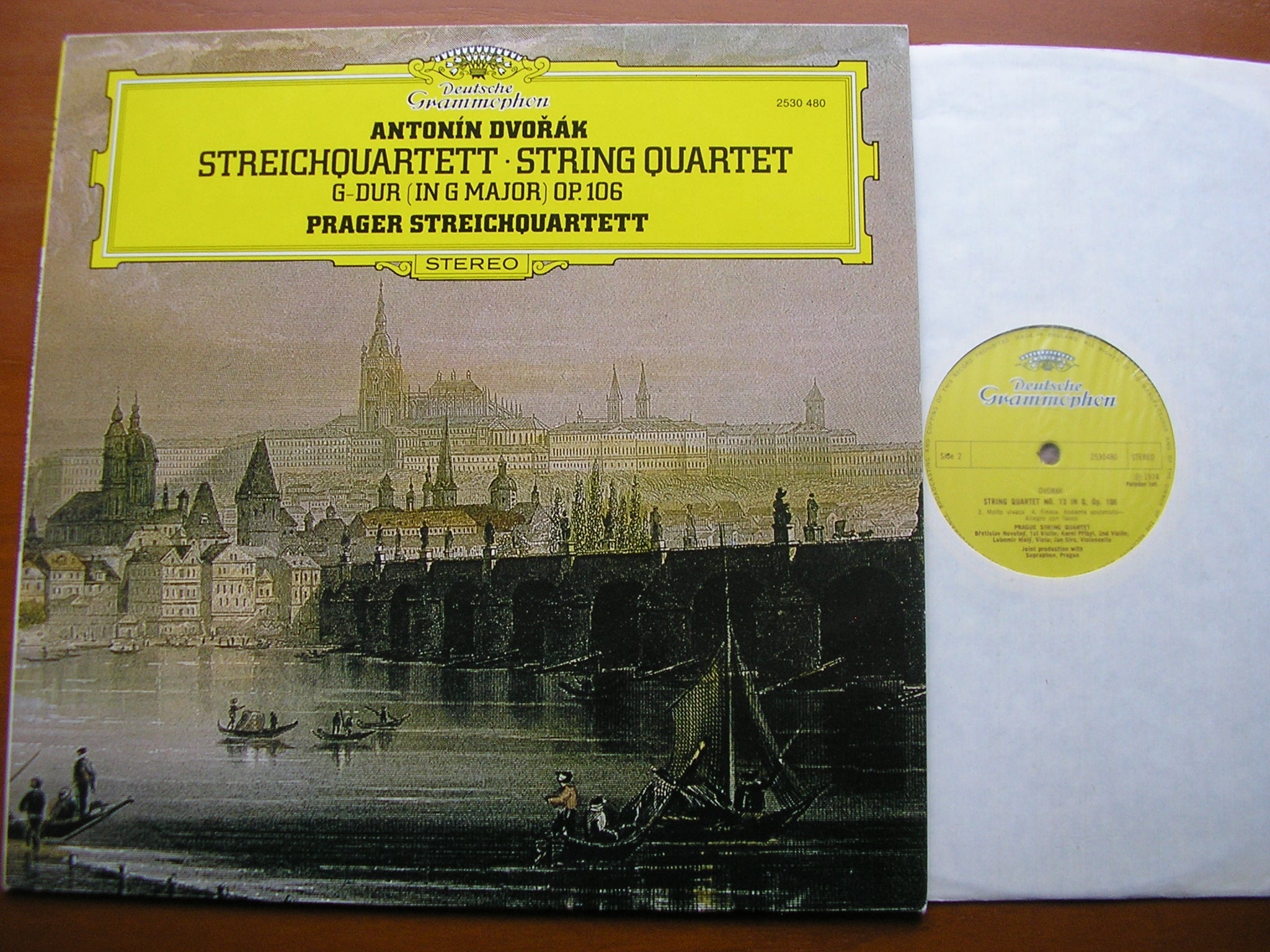 DVORAK: STRING QUARTET in G Op. 106      PRAGUE STRING QUARTET     2530 480