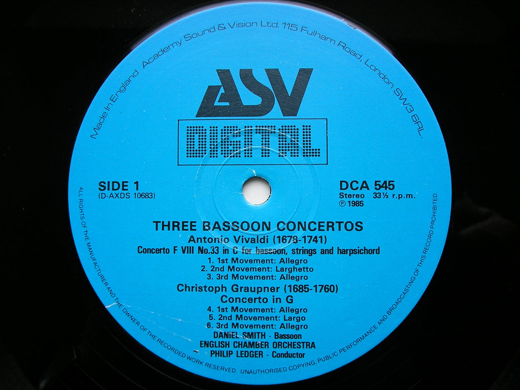 THREE BASSOON CONCERTOS: GRAUPNER / VIVALDI / JC BACH      SMITH / ENGLISH CHAMBER ORCHESTRA / LEDGER      DCA 545