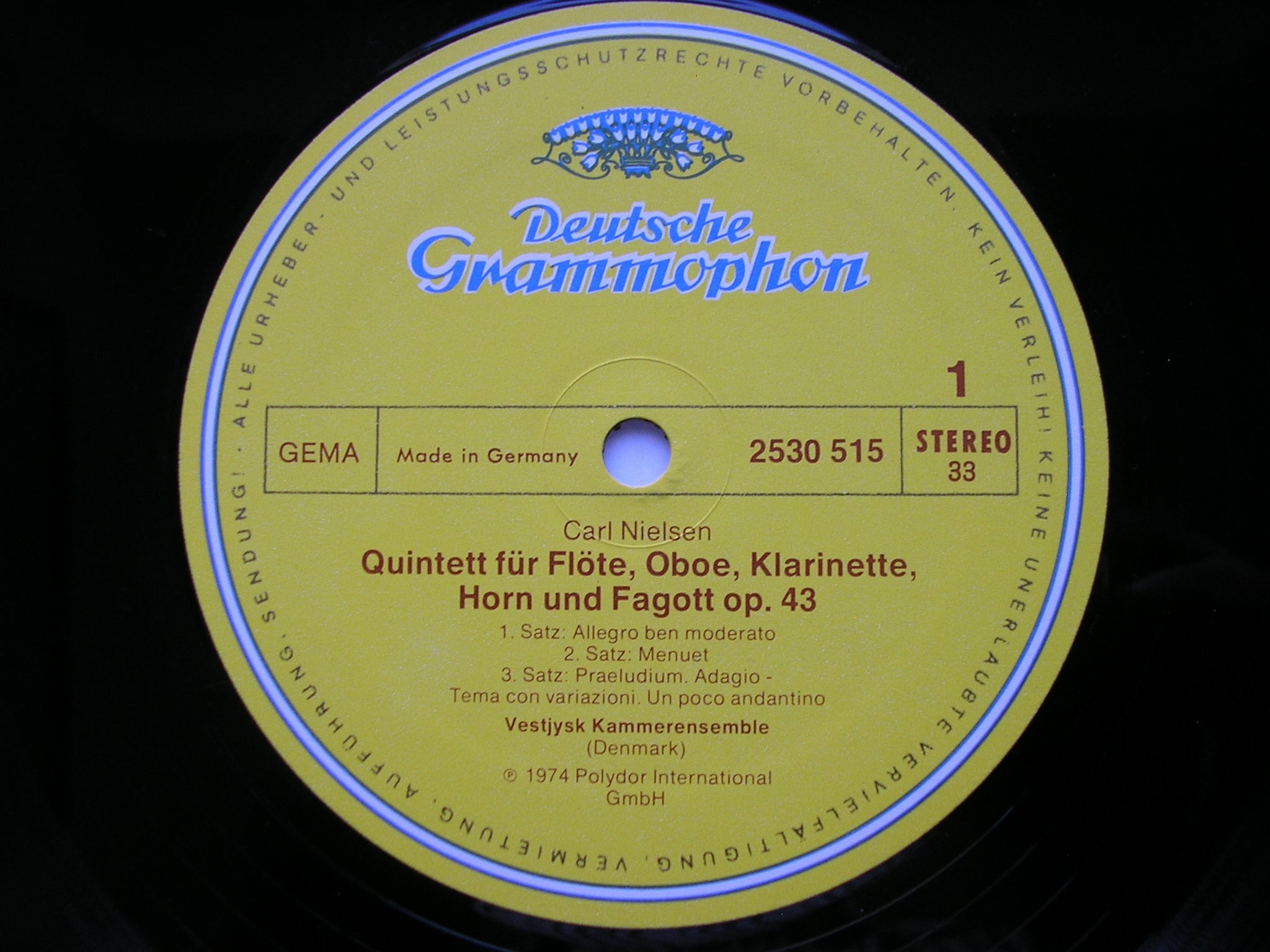 NIELSEN: WIND QUINTET / SERENATA / ANDANTE LAMENTOSO      VESTJYSK CHAMBER ENSEMBLE      2530 515