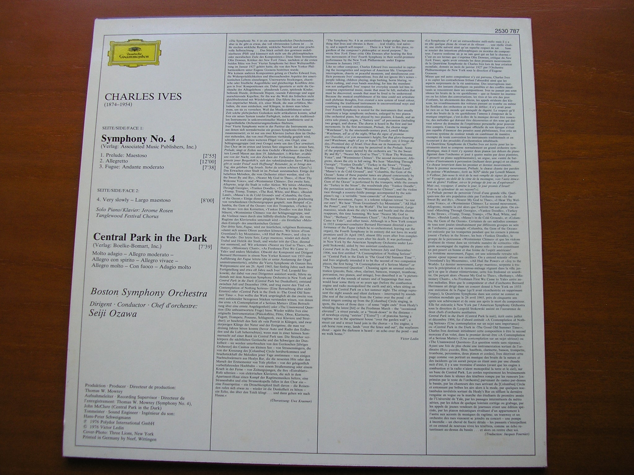 IVES: SYMPHONY No. 4 / CENTRAL PARK IN THE DARK      OZAWA / BOSTON SYMPHONY    2530 787