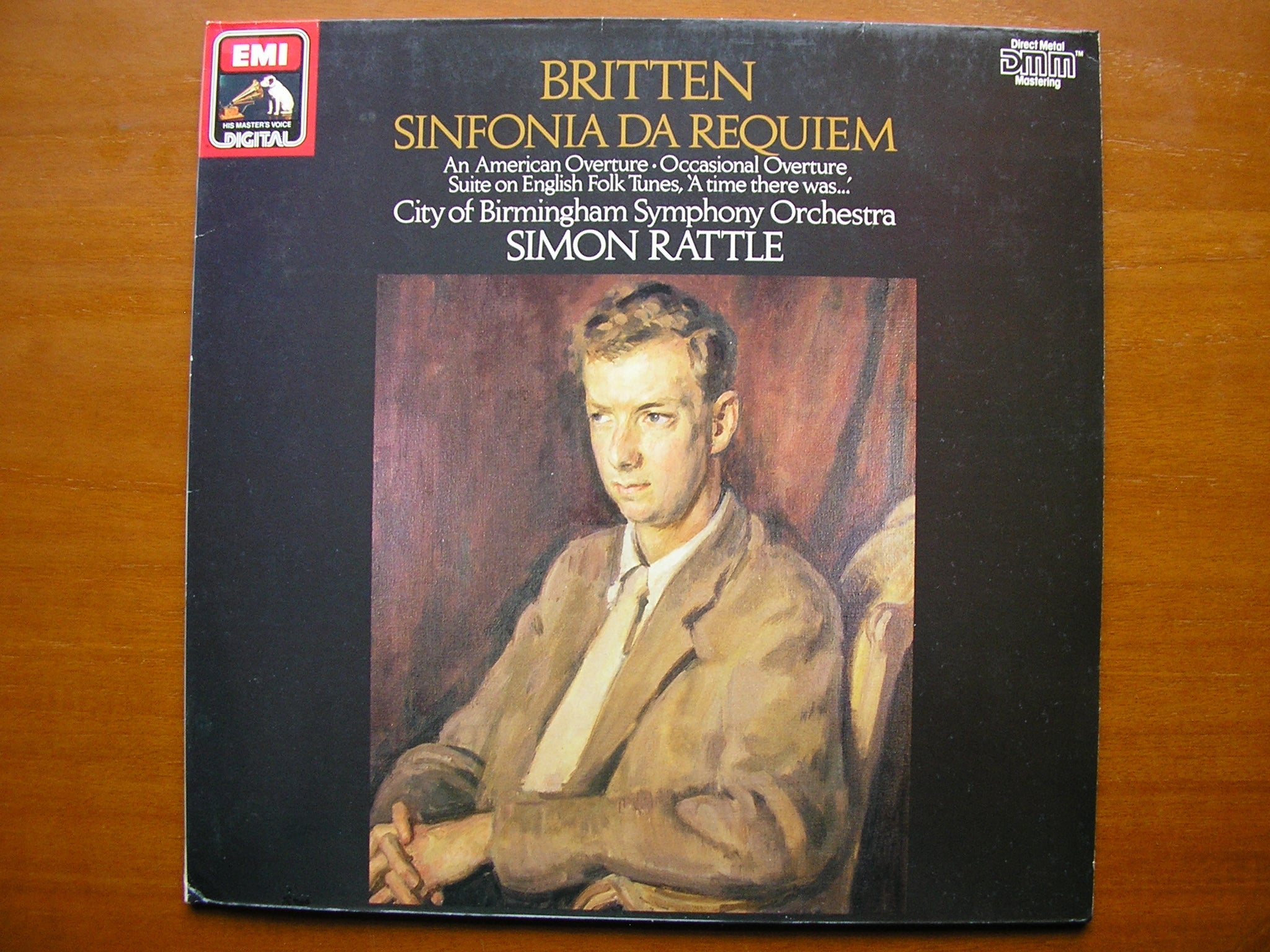 BRITTEN: SINFONIA DA REQUIEM / TWO OVERTURES / SUITE ON ENGLISH FOLK TUNES    RATTLE / CITY OF BIRMINGHAM SYMPHONY   27 0263
