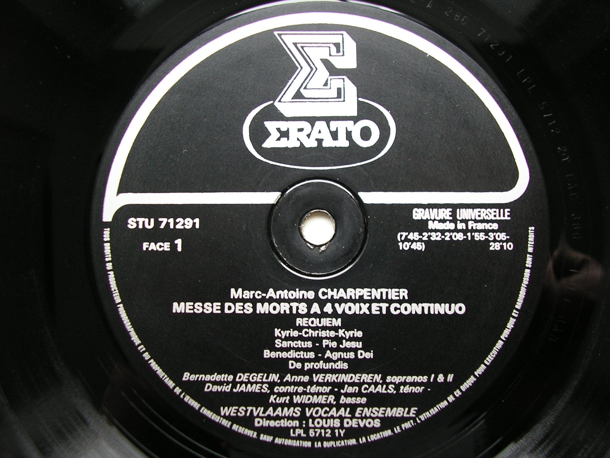 CHARPENTIER: MESSES DES MORTS  (REQUIEM)     SOLOISTS / MUSICA POLYPHONICA / DEVOS     STU 71291