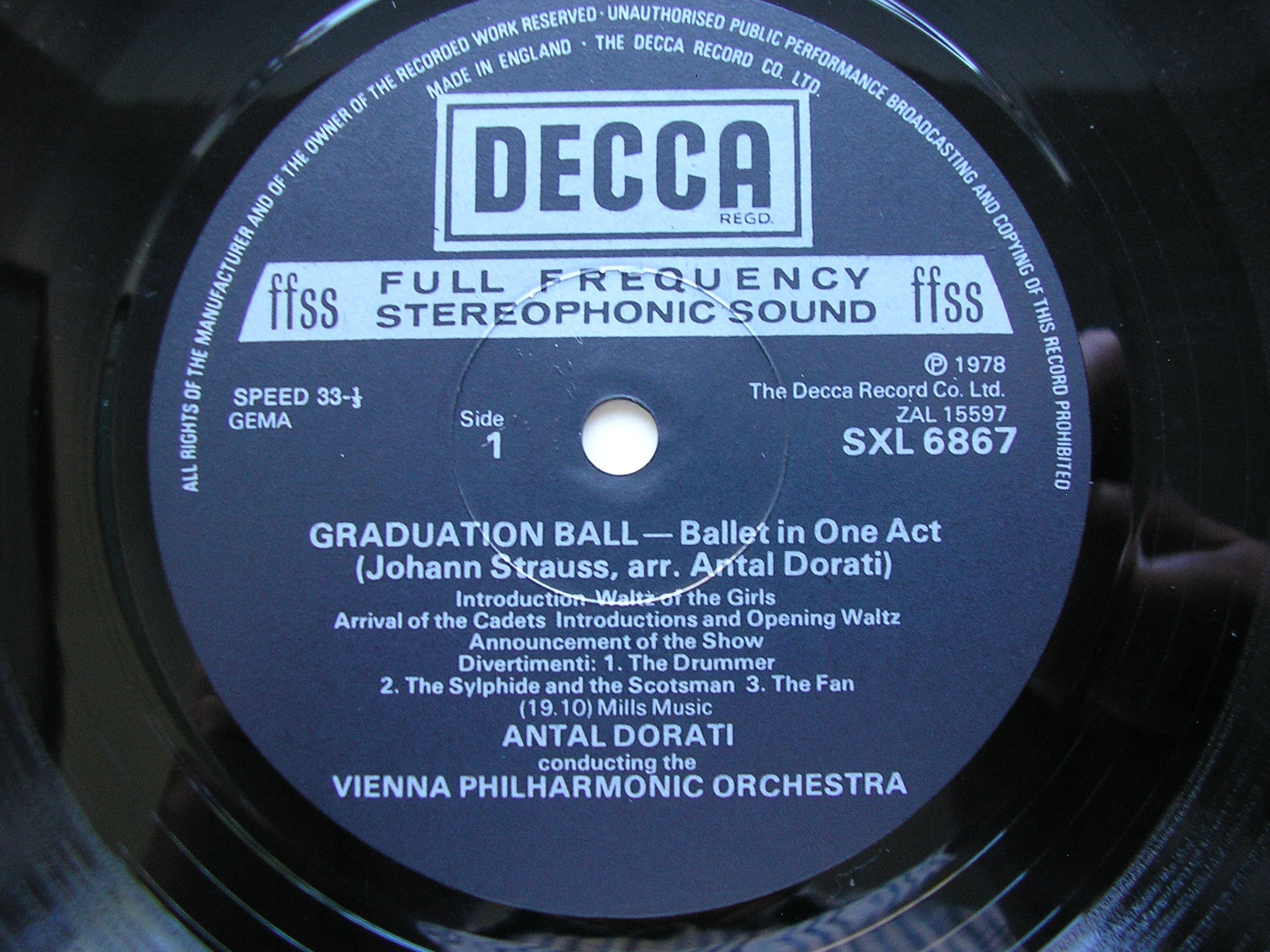 SXL 6867 STRAUSS - DORATI: GRADUATION BALL ANTAL DORATI / VIENNA PHILHARMONIC