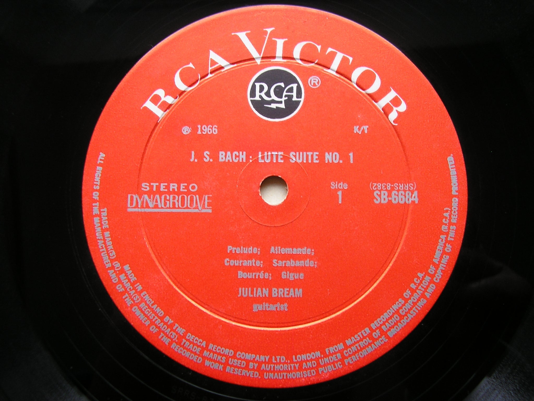 BACH: LUTE SUITES Nos. 1 & 2      JULIAN BREAM      SB 6684