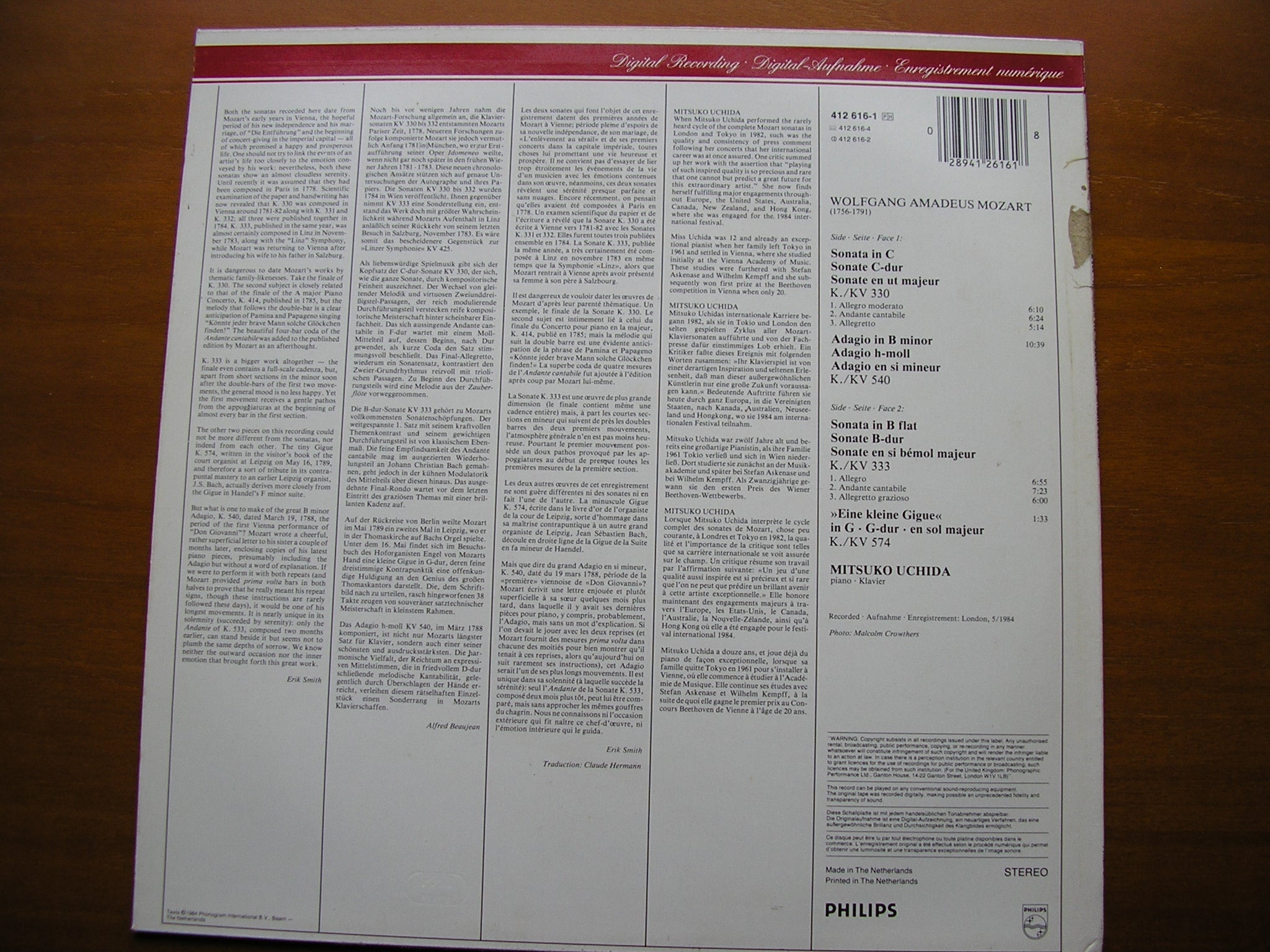 MOZART: PIANO SONATAS K330 in C / K333 in B / ADAGIO K540 / GIGUE K 574      MITSUKO UCHIDA     412 616