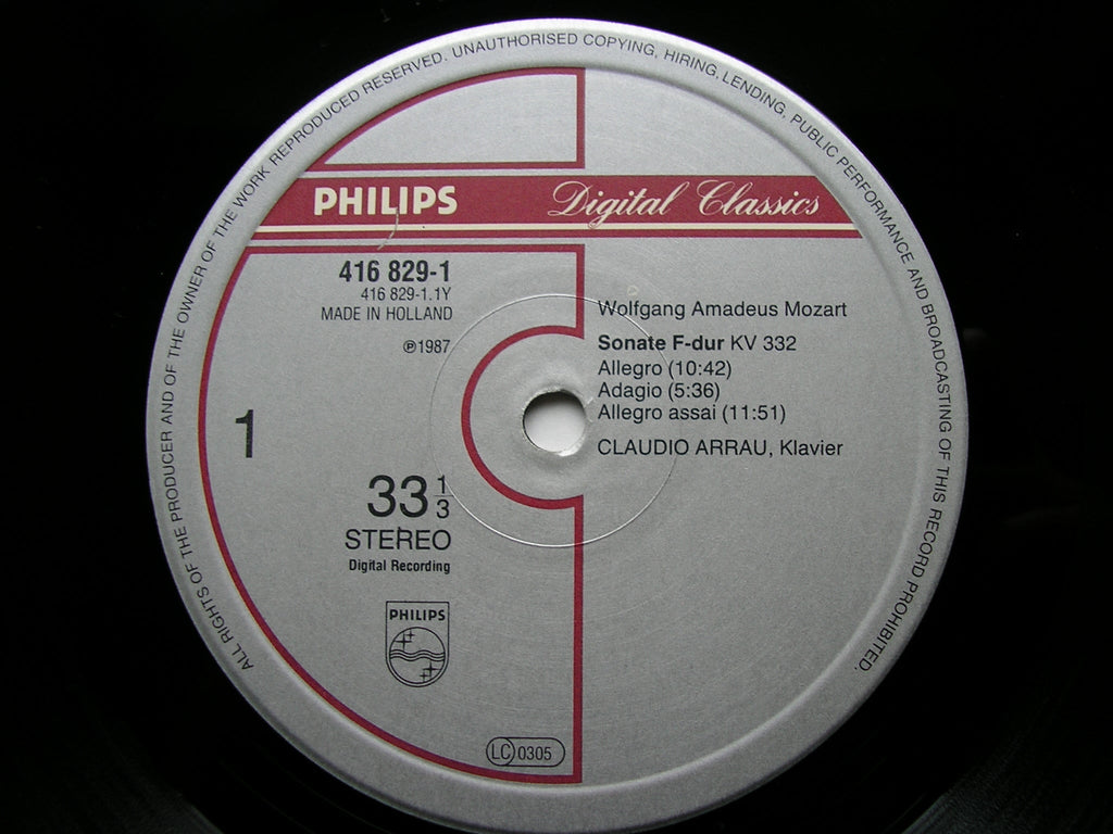 MOZART: PIANO SONATAS  K332 in F / K333 in B      CLAUDIO ARRAU     416 829