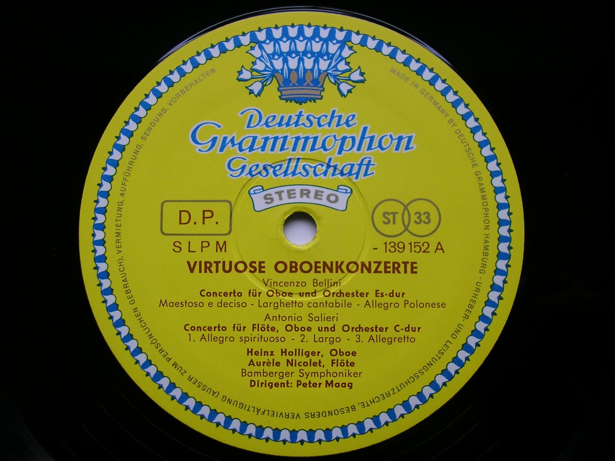 OBOE CONCERTOS: BELLINI / CIMAROSA / SALIERI / DONIZETTI      HOLLIGER / BAMBERG SYMPHONY / MAAG     139 152