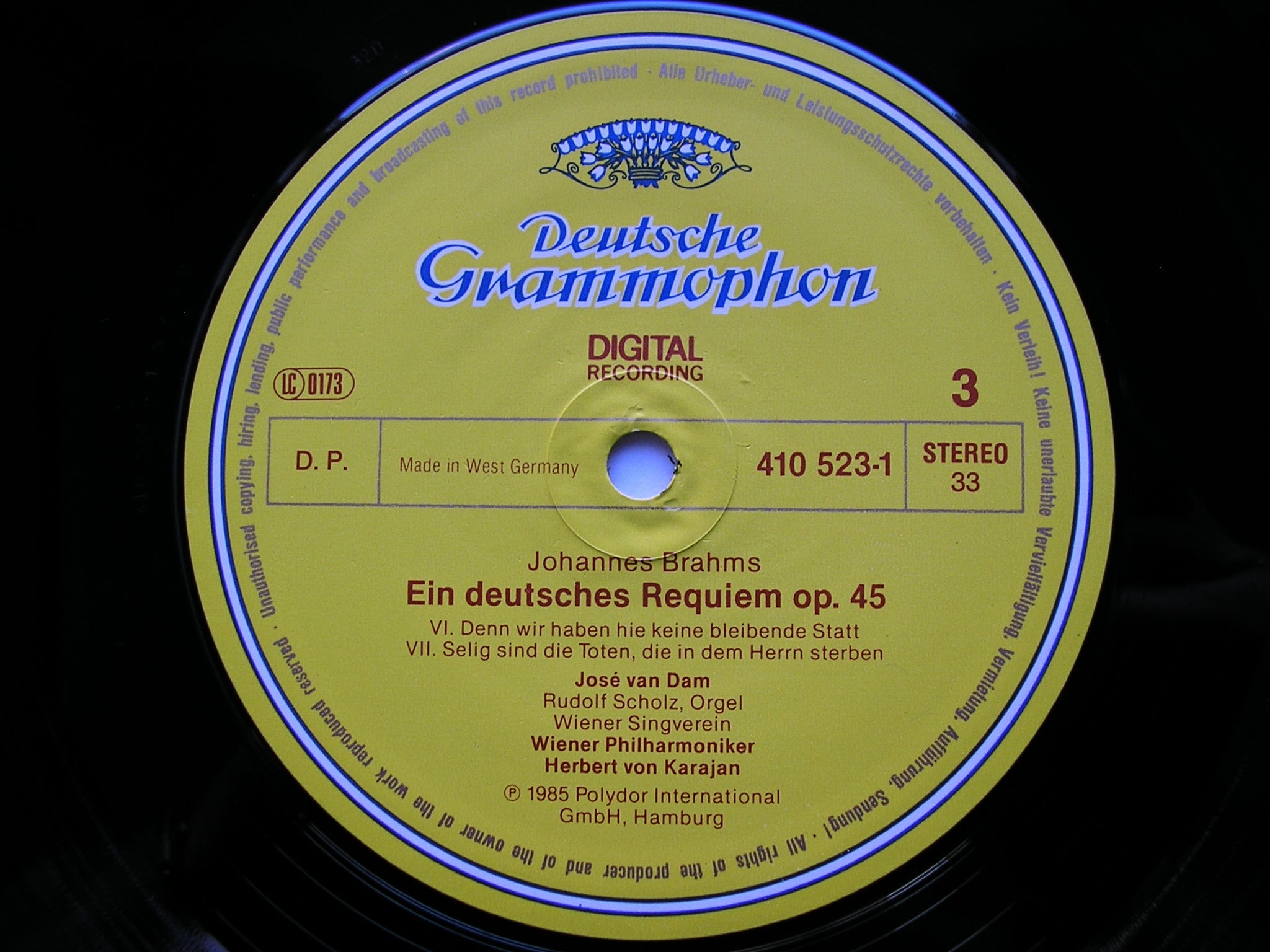 BRAHMS: EIN DEUTSCHES REQUIEM / BRUCKNER: TE DEUM     SOLOISTS / VIENNA PHILHARMONIC / KARAJAN    2LP    410 521