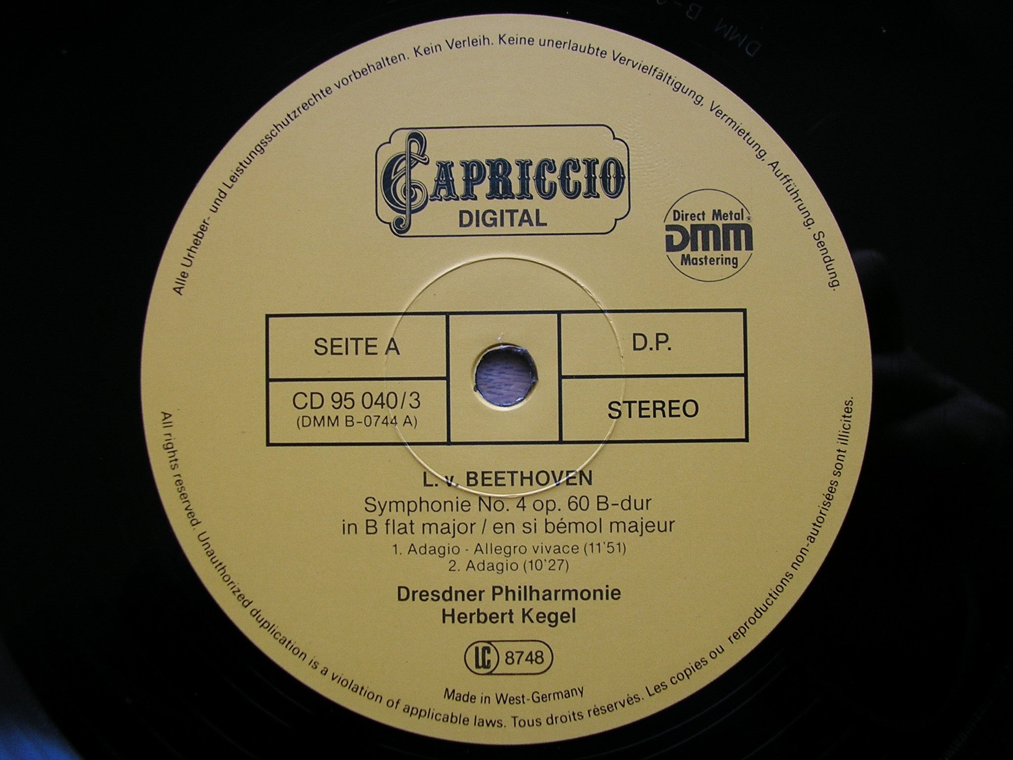 BEETHOVEN: THE NINE SYMPHONIES / TWO OVERTURES   SOLOISTS / DRESDEN PHILHARMONIC / HERBERT KEGEL   95 040 1 - 8