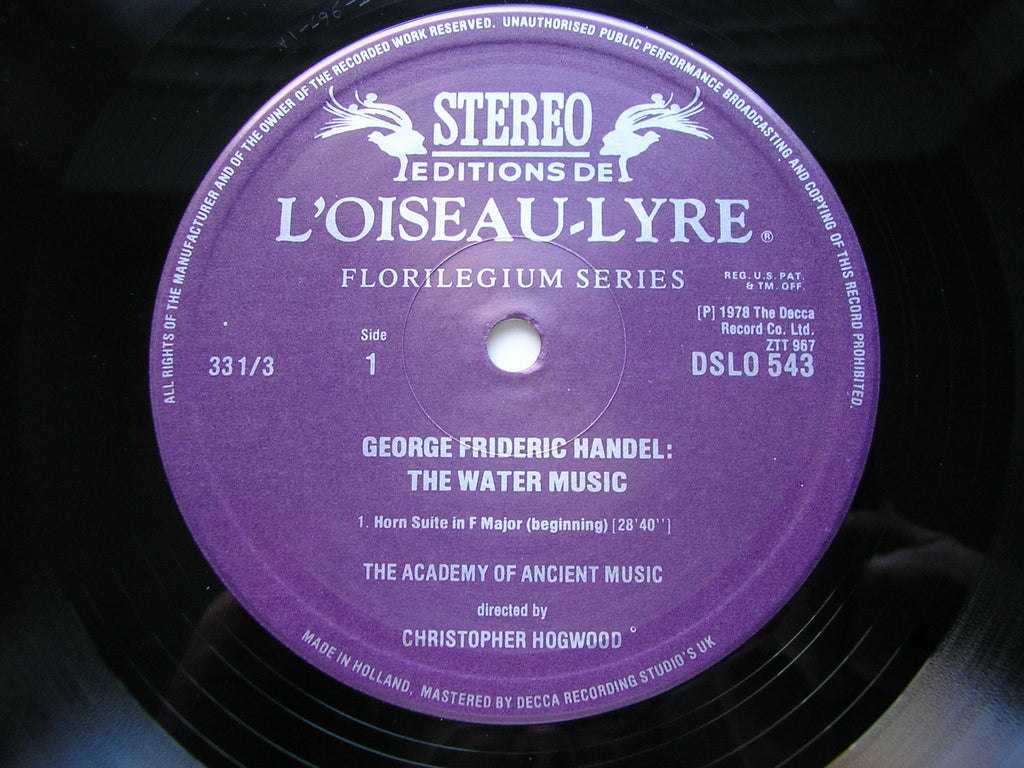 HANDEL: THE WATER MUSIC     HOGWOOD / THE ACADEMY OF ANCIENT MUSIC    DSLO 543