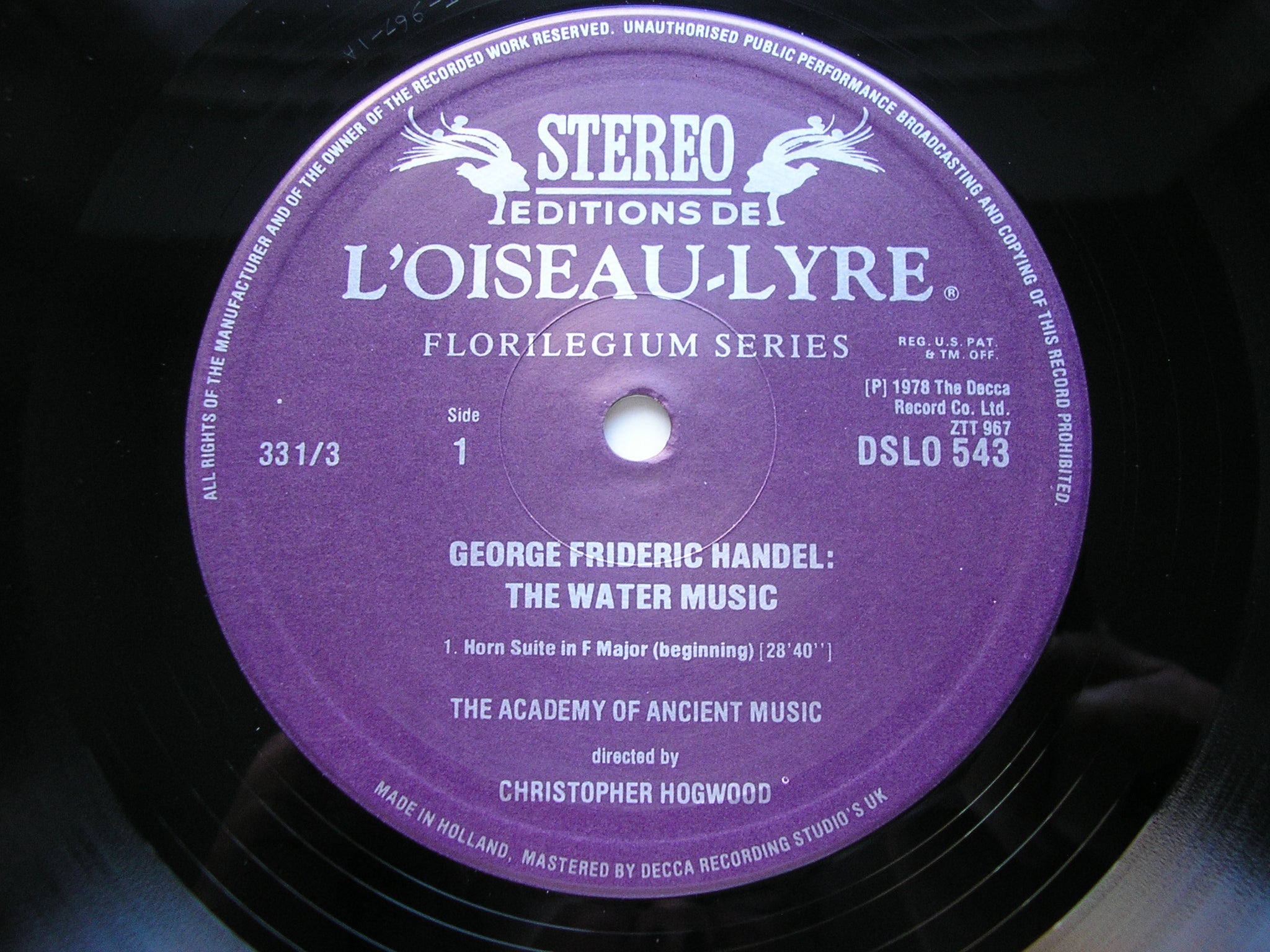 HANDEL: THE WATER MUSIC     HOGWOOD / THE ACADEMY OF ANCIENT MUSIC    DSLO 543