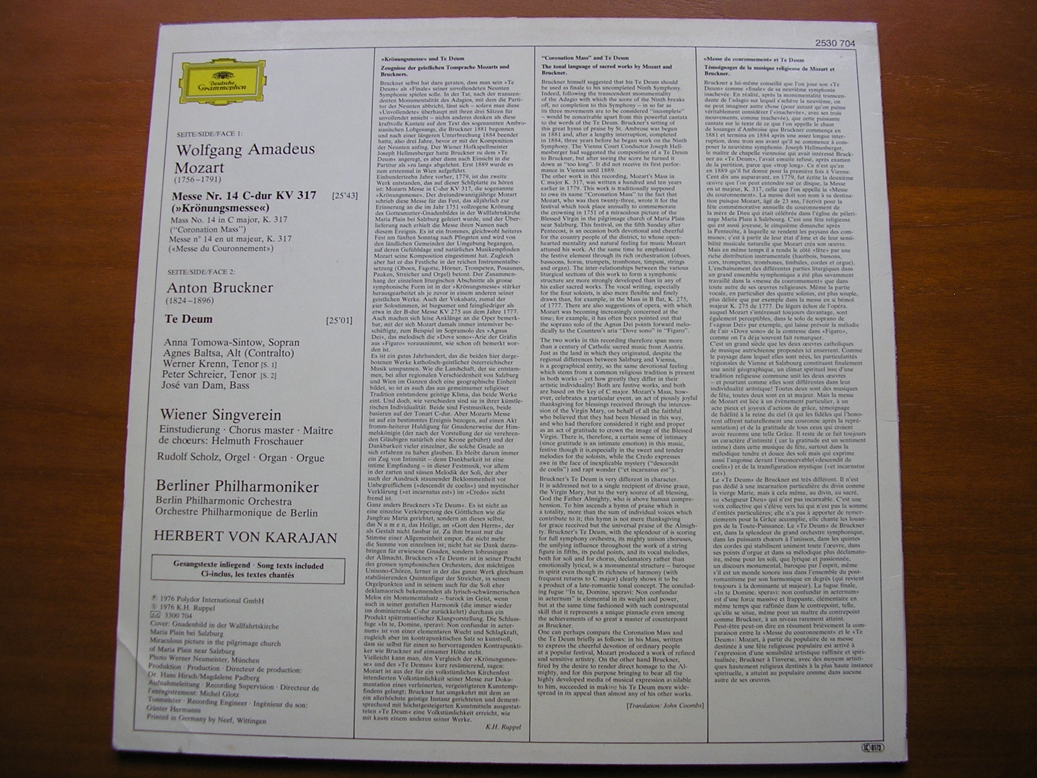 BRUCKNER: TE DEUM / MOZART: CORONATION MASS      SOLOISTS / BERLIN PHILHARMONIC / KARAJAN      2530 704